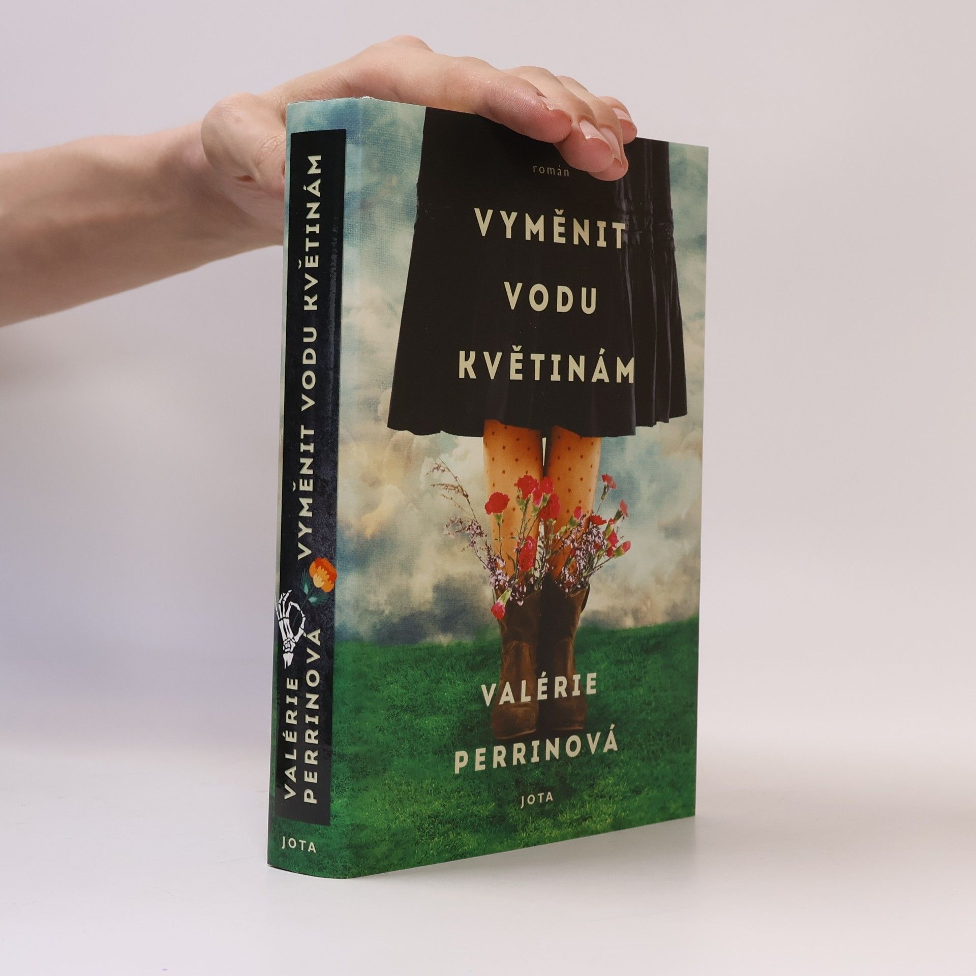 Valérie Perrin Vyměnit vodu květinám