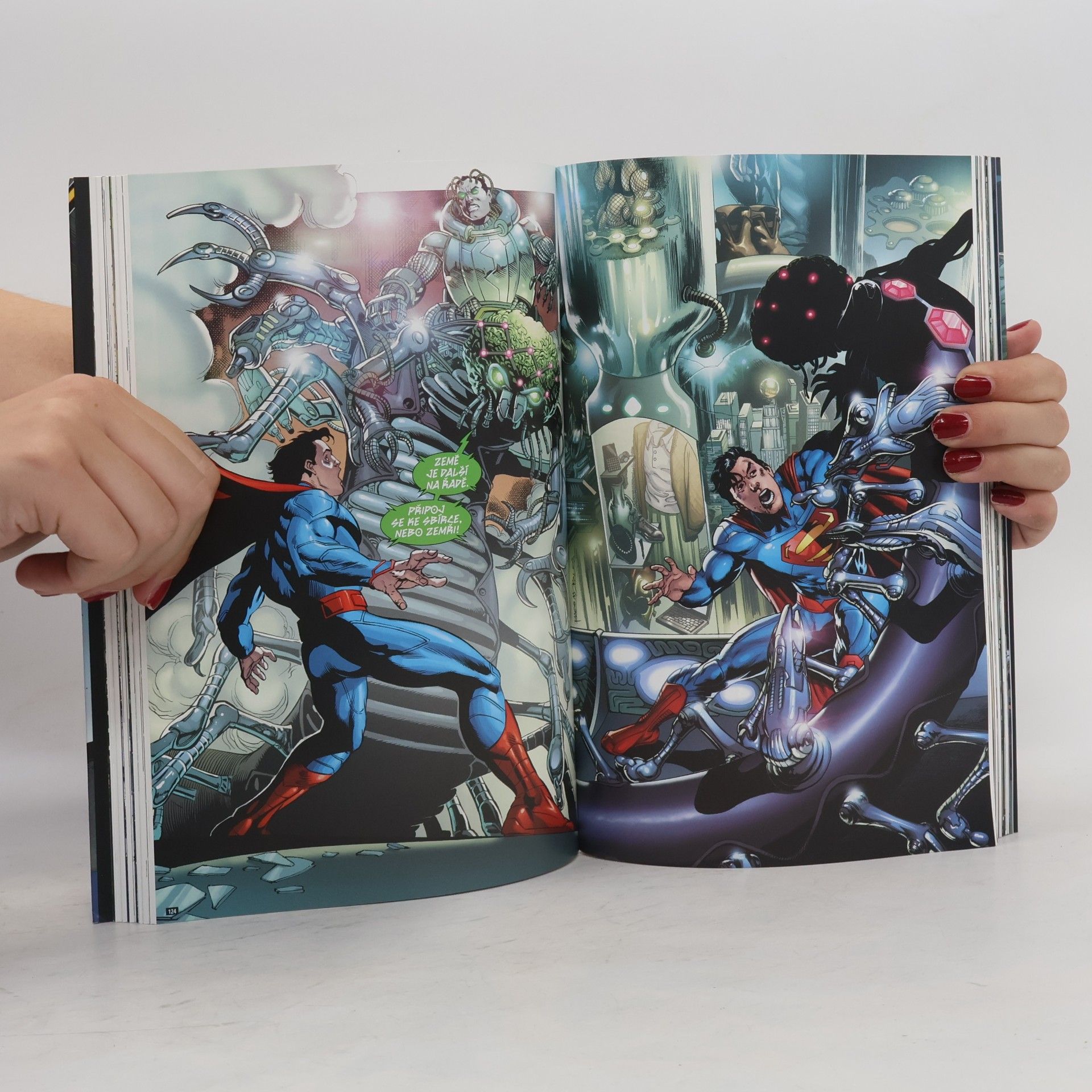 Grant Morrison Superman action comics. Superman a lidé z oceli