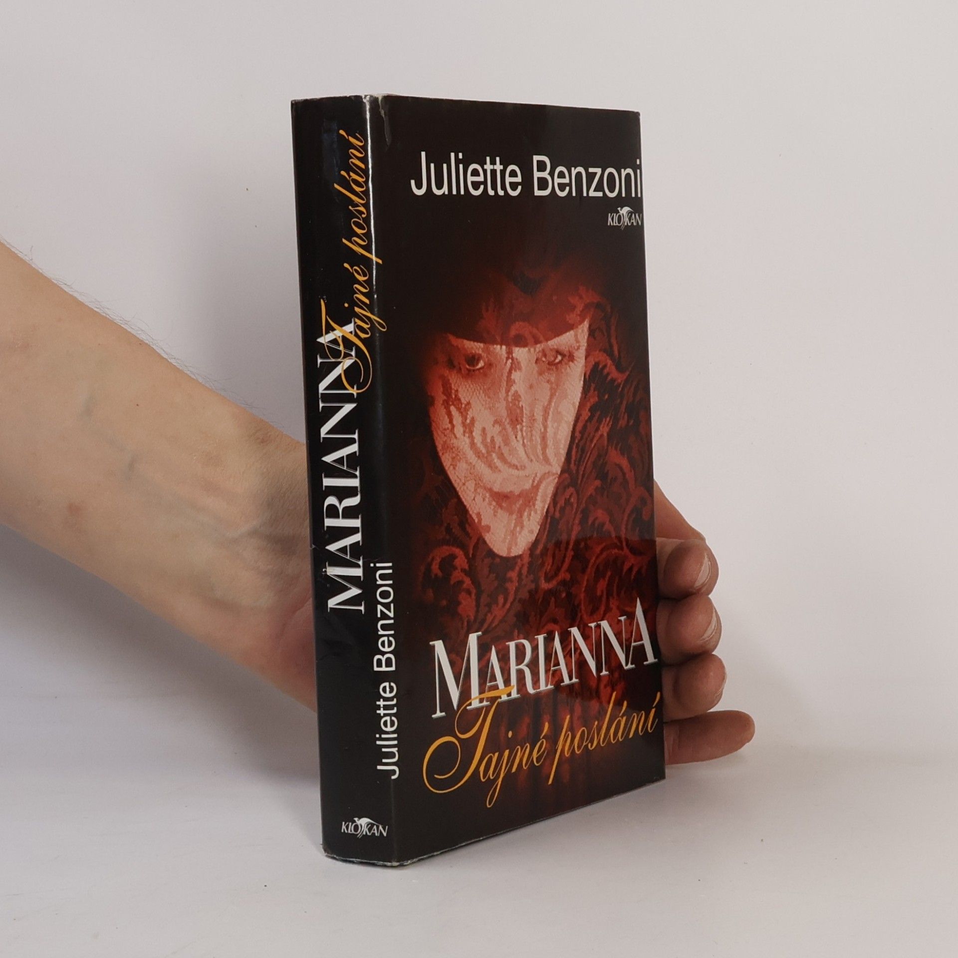 Juliette Benzoni Marianna. Tajné poslání