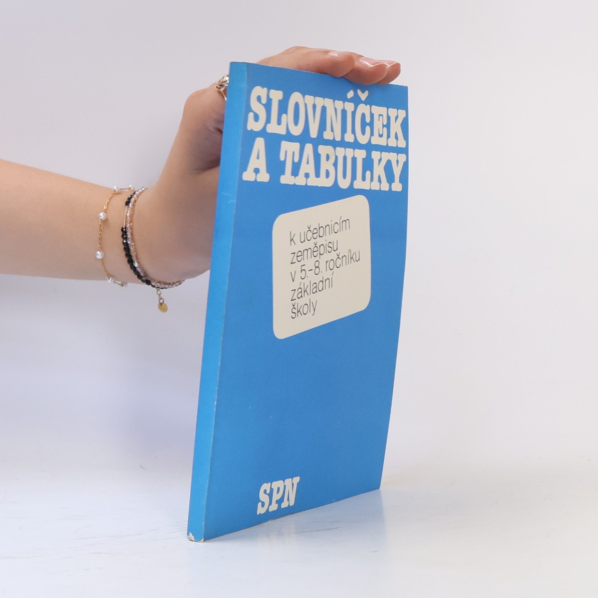 Kolektív autorov Slovníček a tabulky k učebnicím zeměpisu v 5.-8.ročníku ZŠ