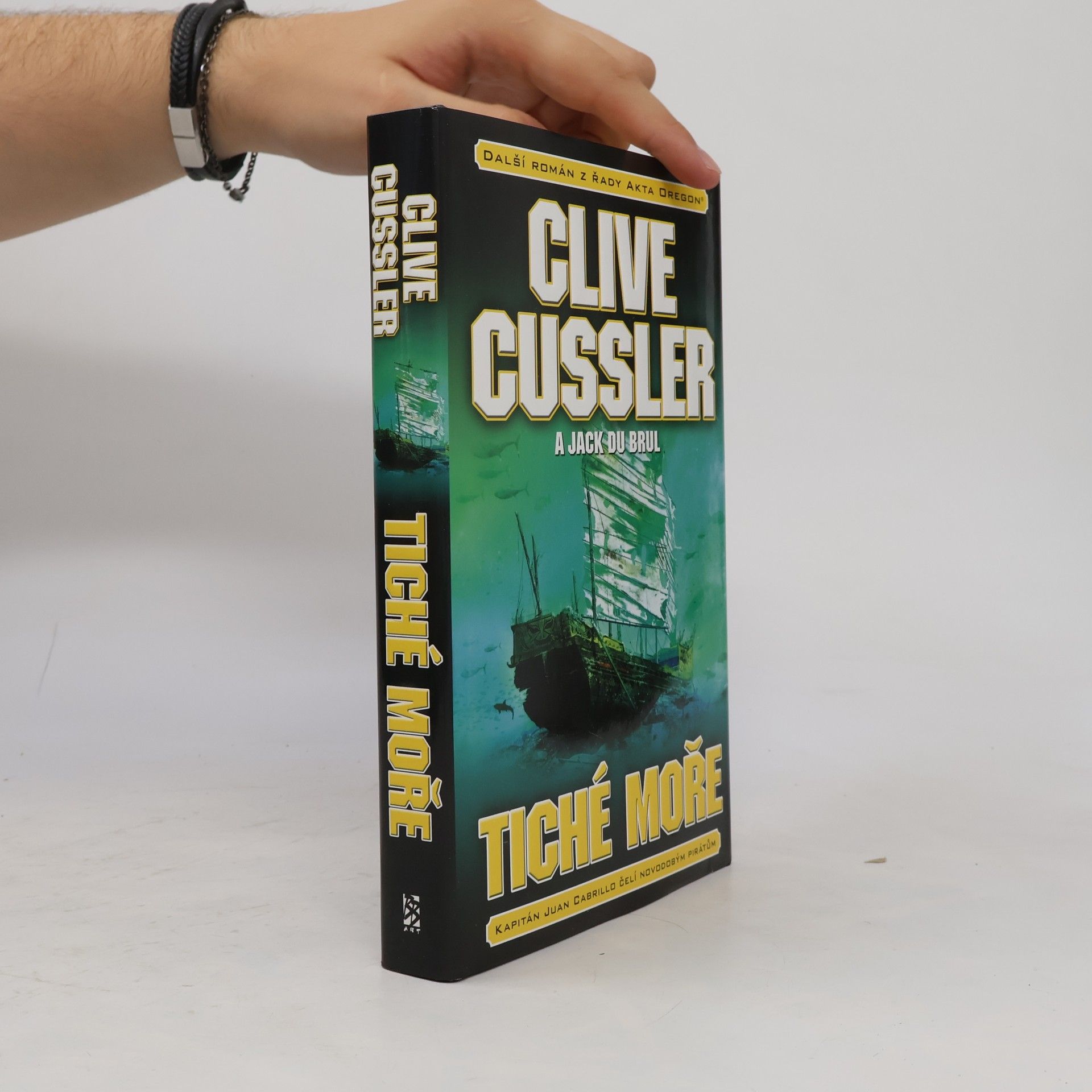 Clive Cussler Tiché moře
