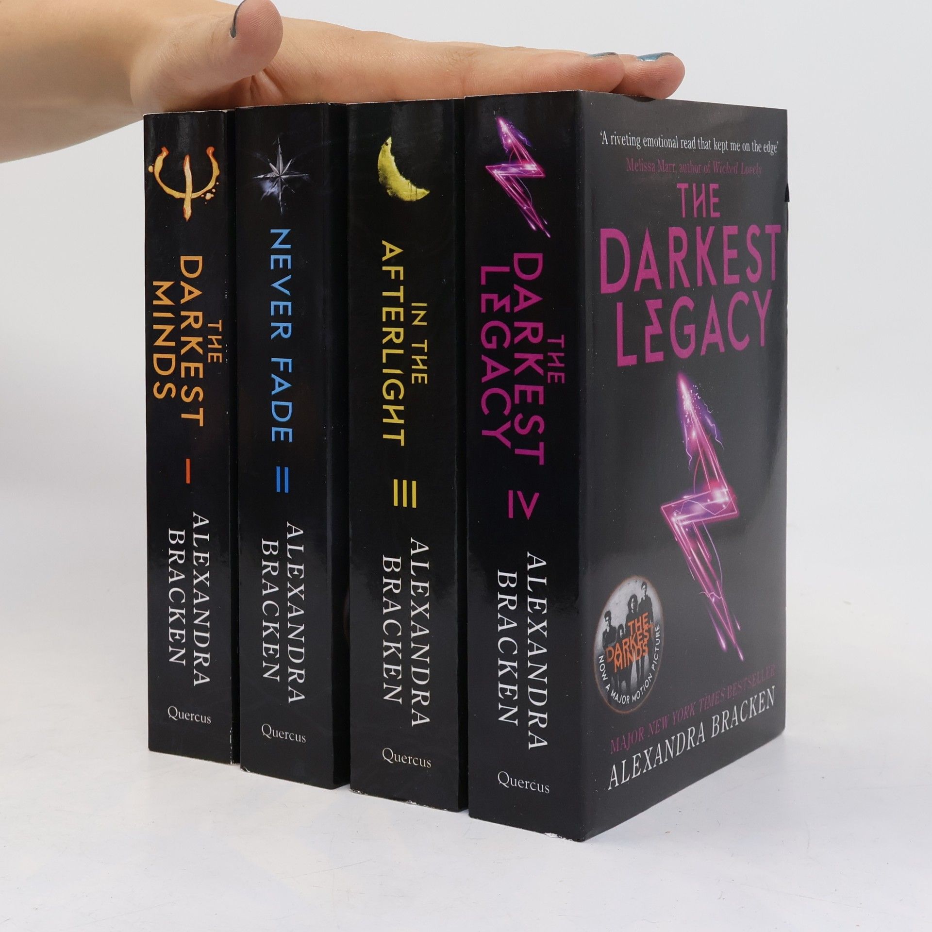 Alexandra Bracken The Darkest Minds I-IV