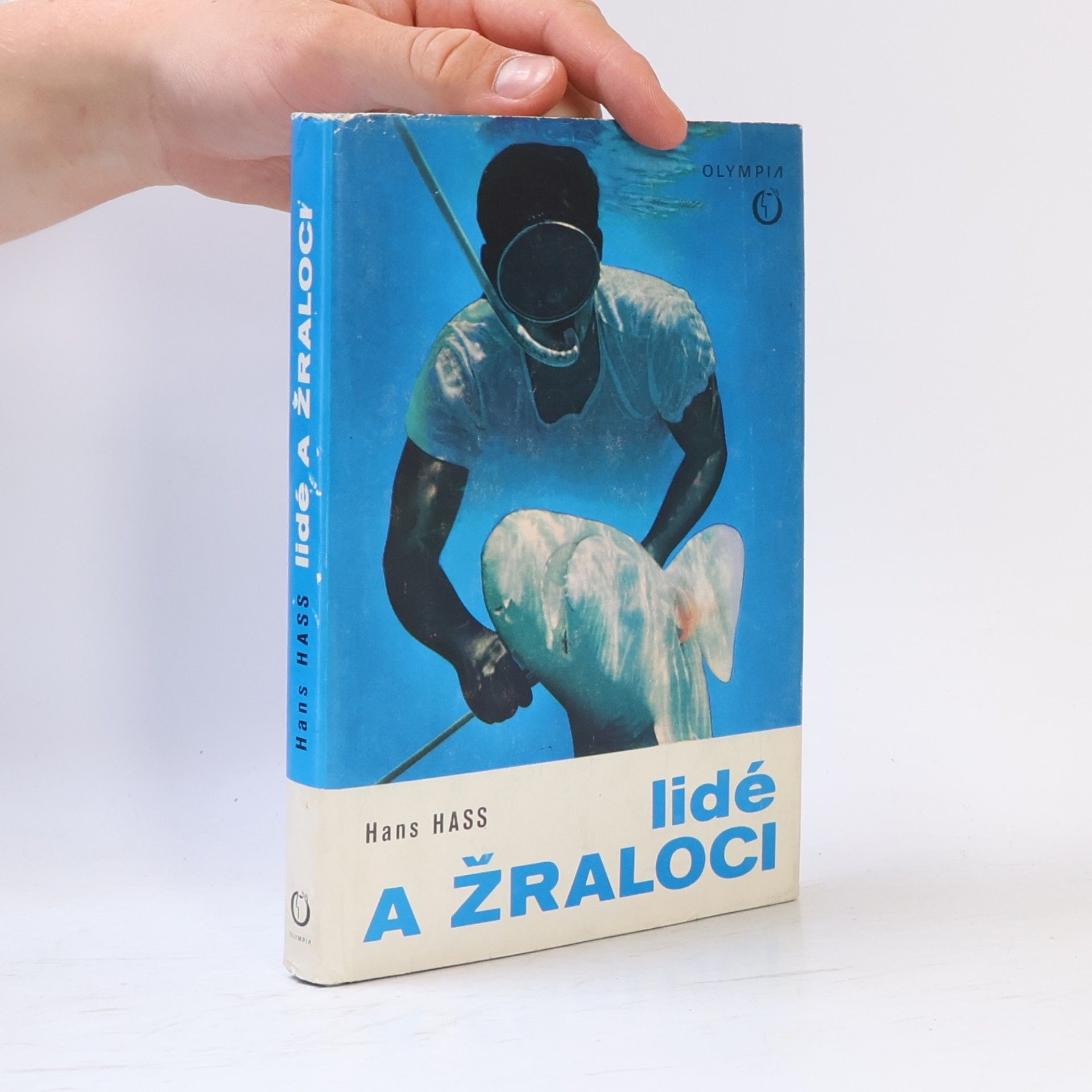 Hans Hass Lidé a žraloci