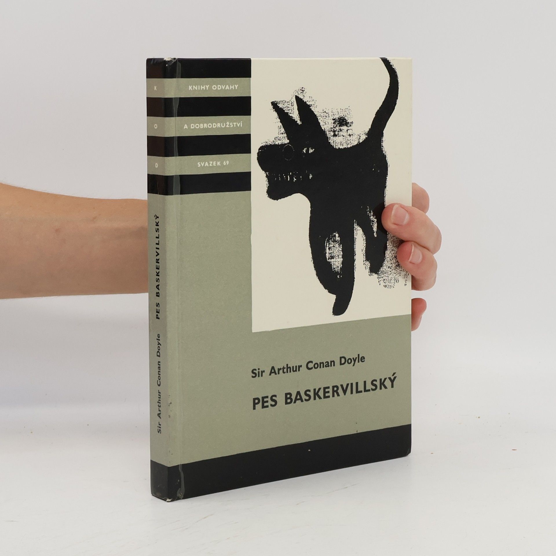 Arthur Conan Doyle Pes baskervillský