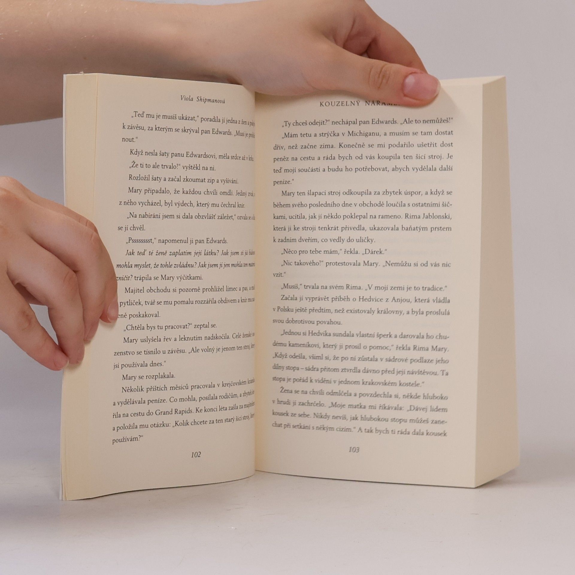 Viola Shipman Kouzelný náramek