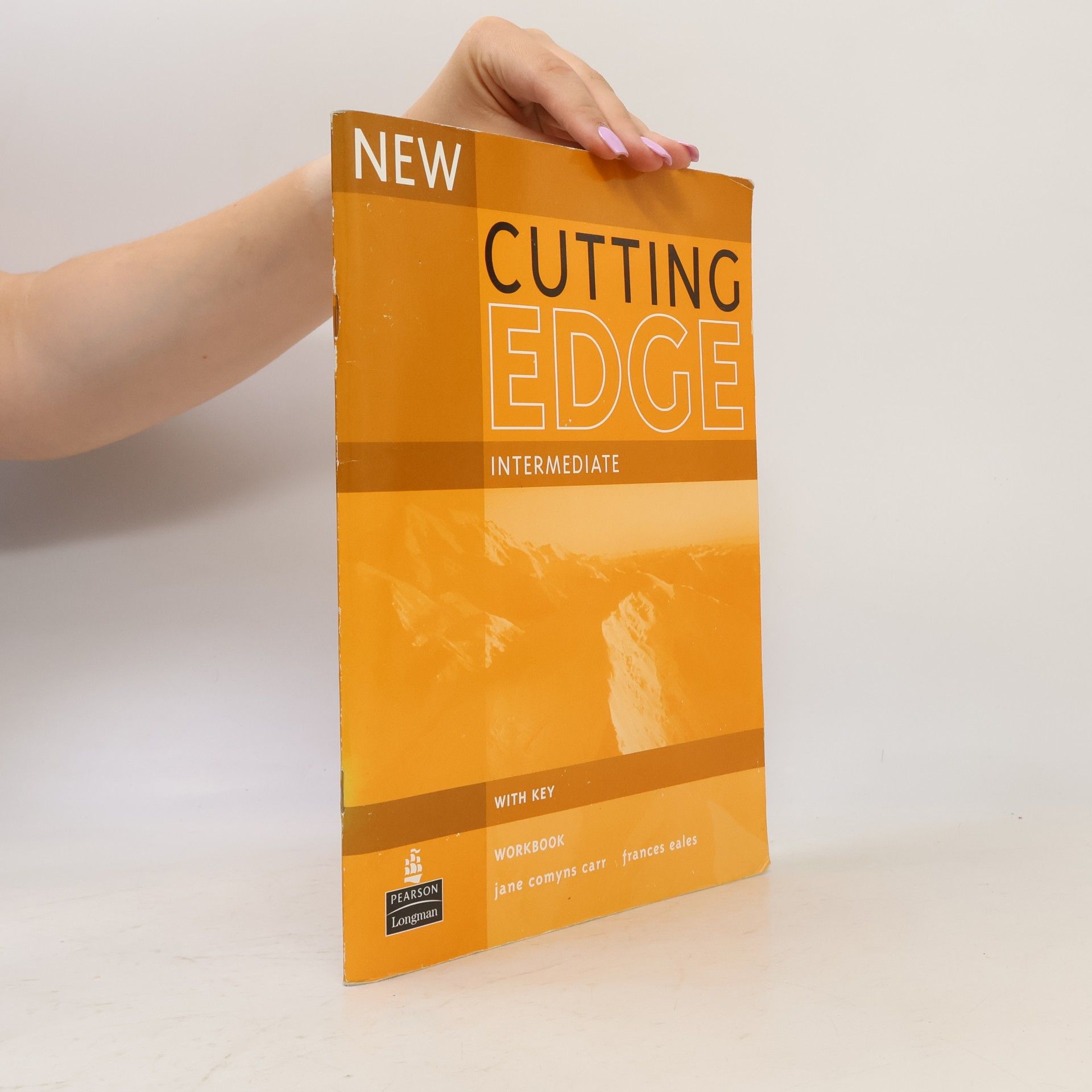 New Cutting Edge. Intermediate Workbook