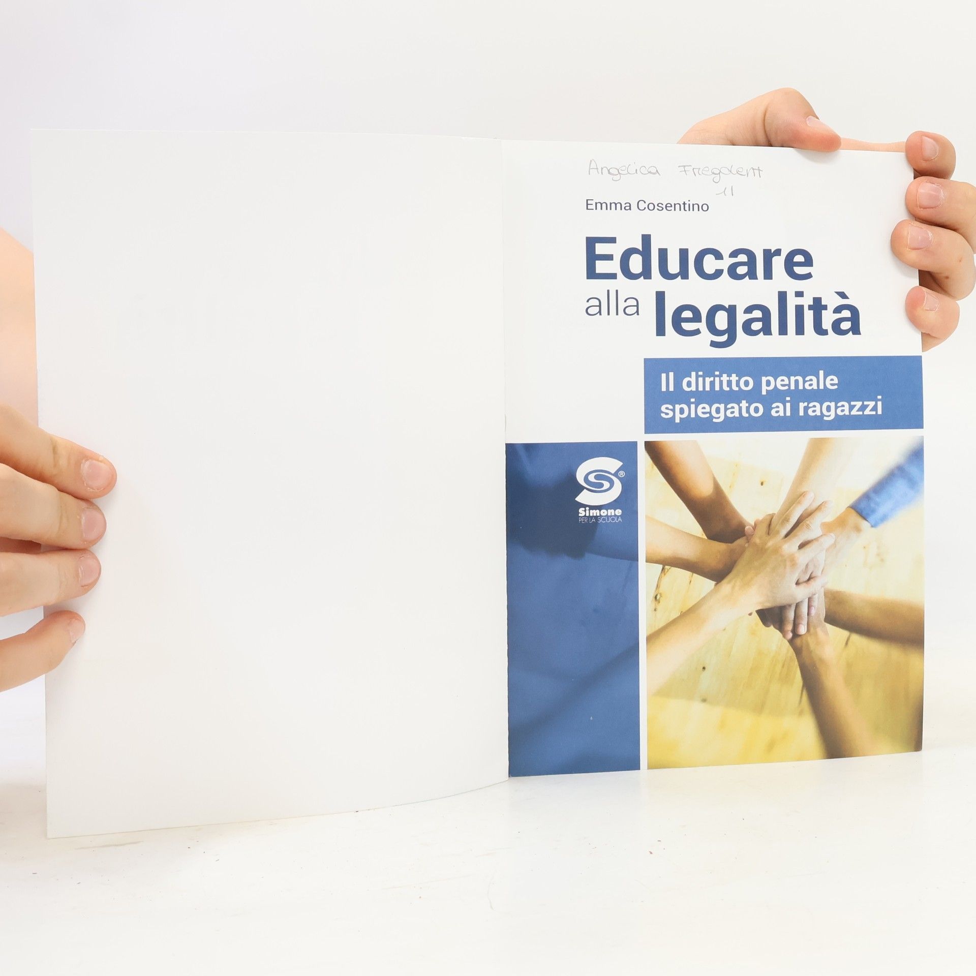 Emma Cosentino Educare alla legalità. Il diritto penale spiegato ai ragazzi. Per le Scuole superiori. Con e-book. Con espansione online