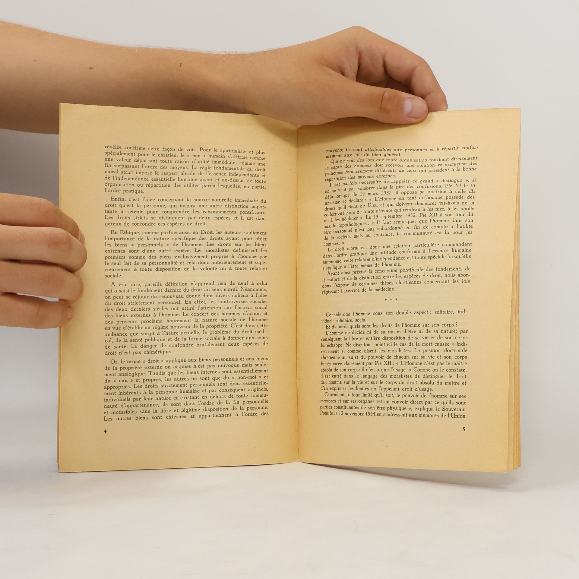 V. Heylen Pie XII et le droit médical international
