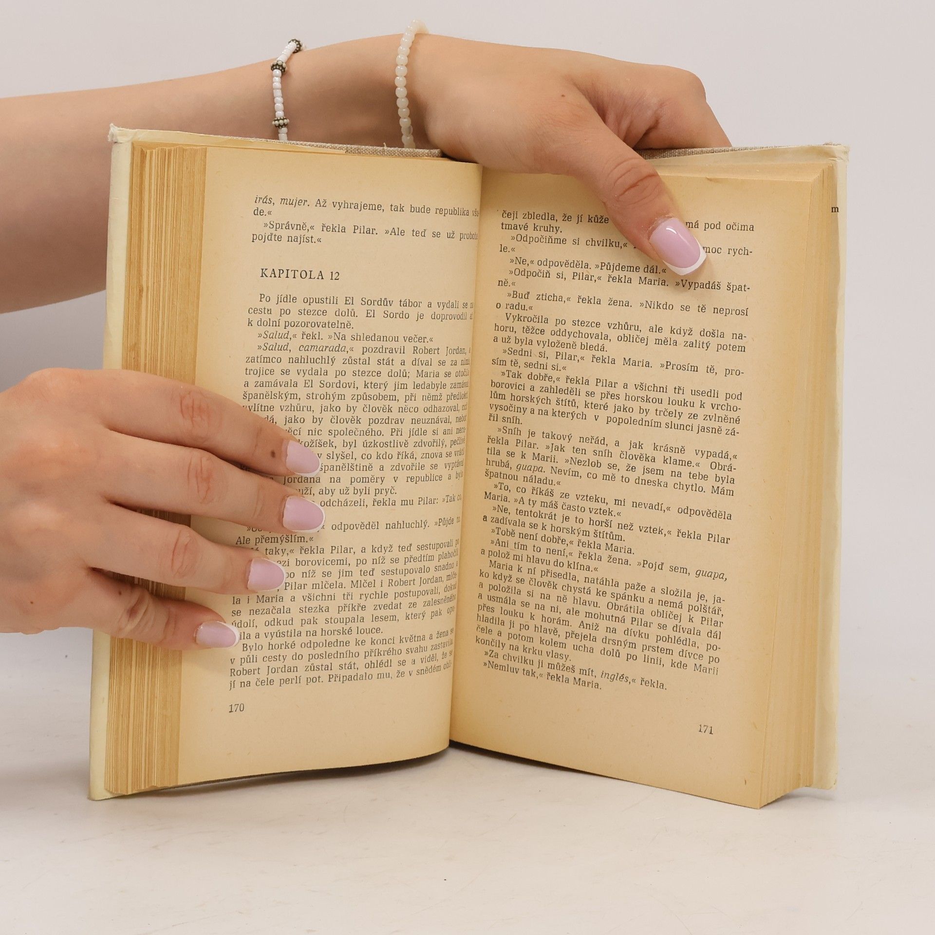 Ernest Hemingway Komu zvoní hrana