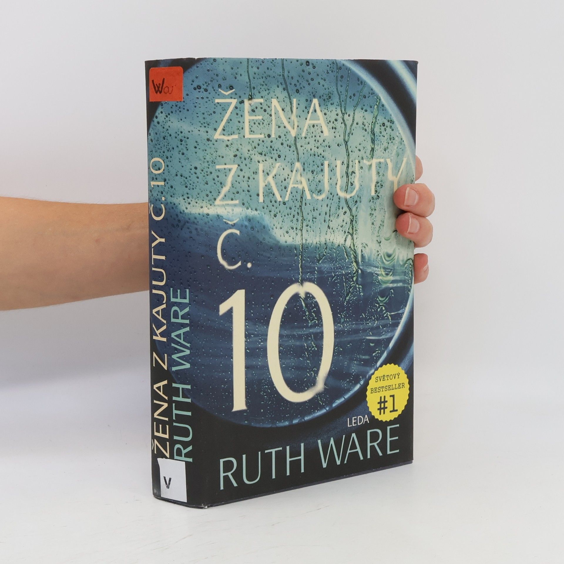 Ruth Ware Žena z kajuty č. 10