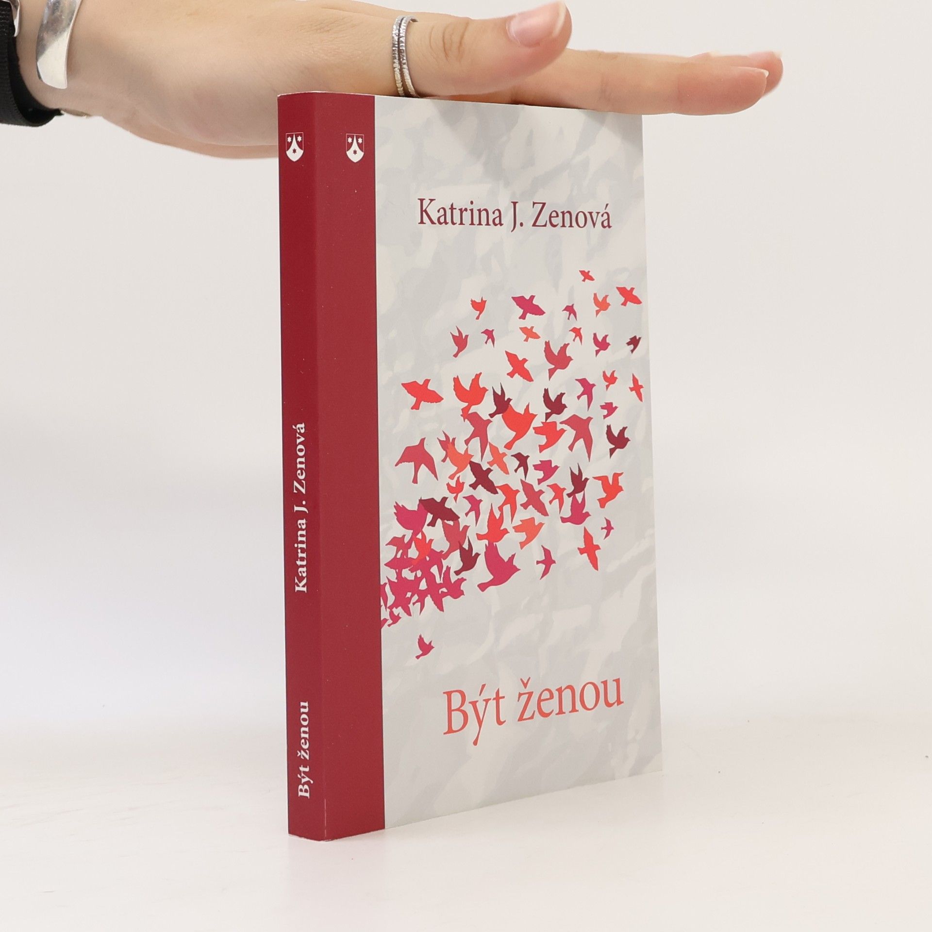 Katrina J. Zeno Být ženou