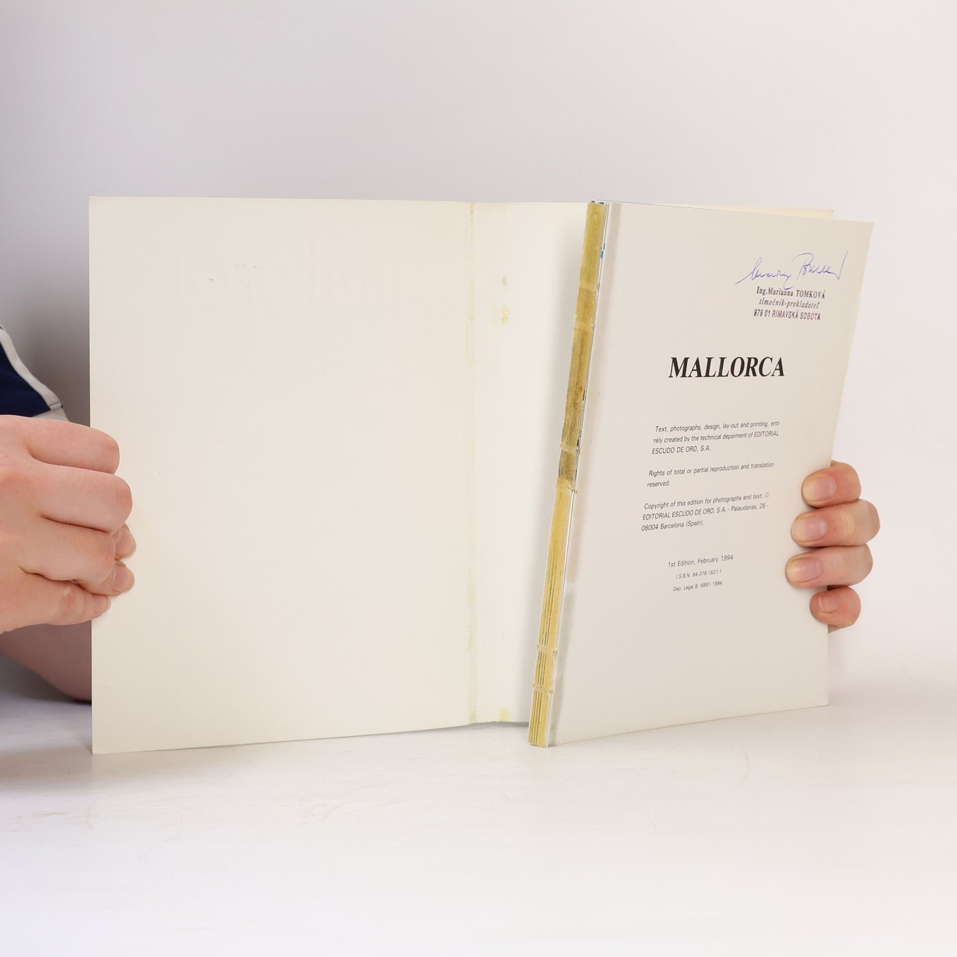 Editorial Fisa Escudo de Oro Mallorca English
