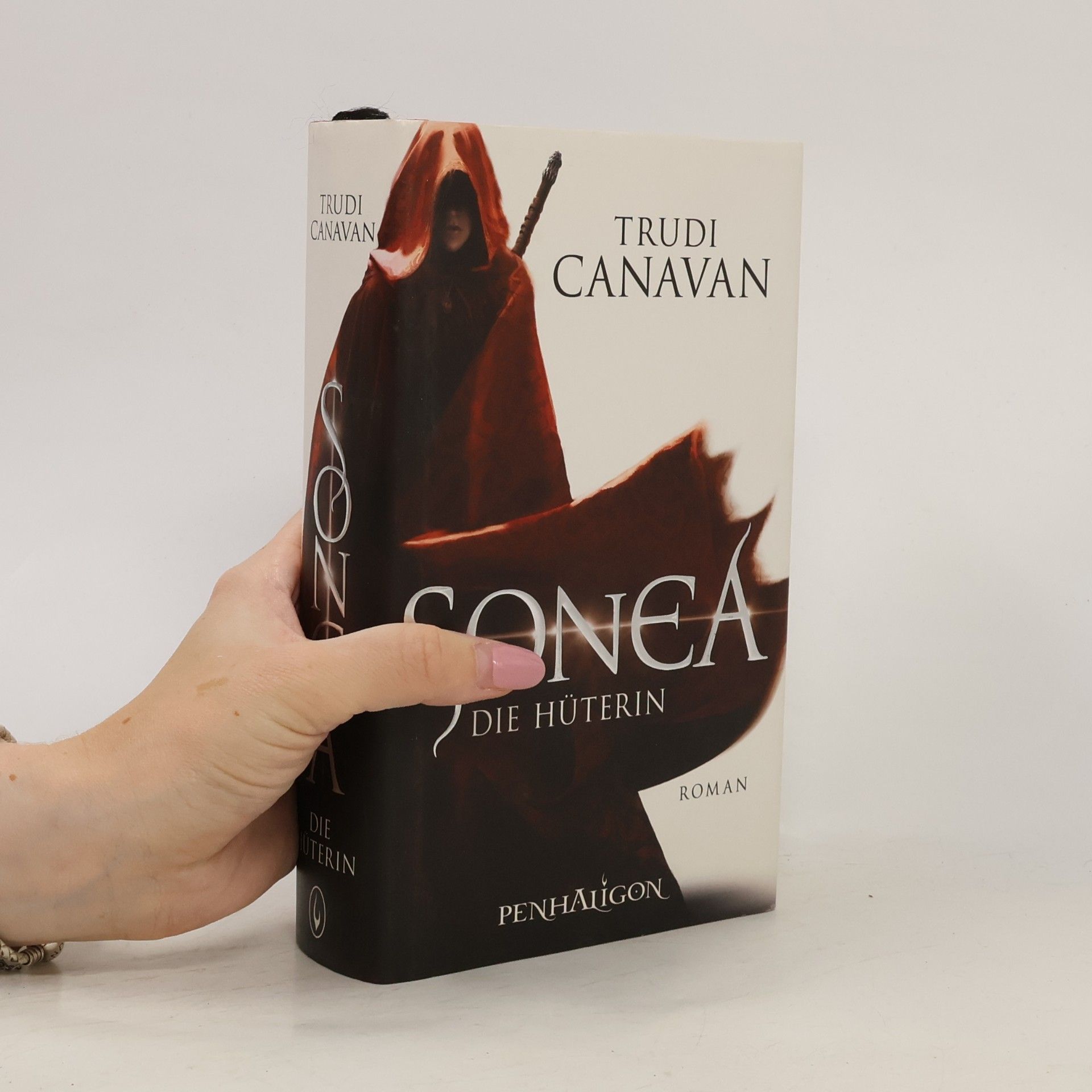 Trudi Canavan Sonea