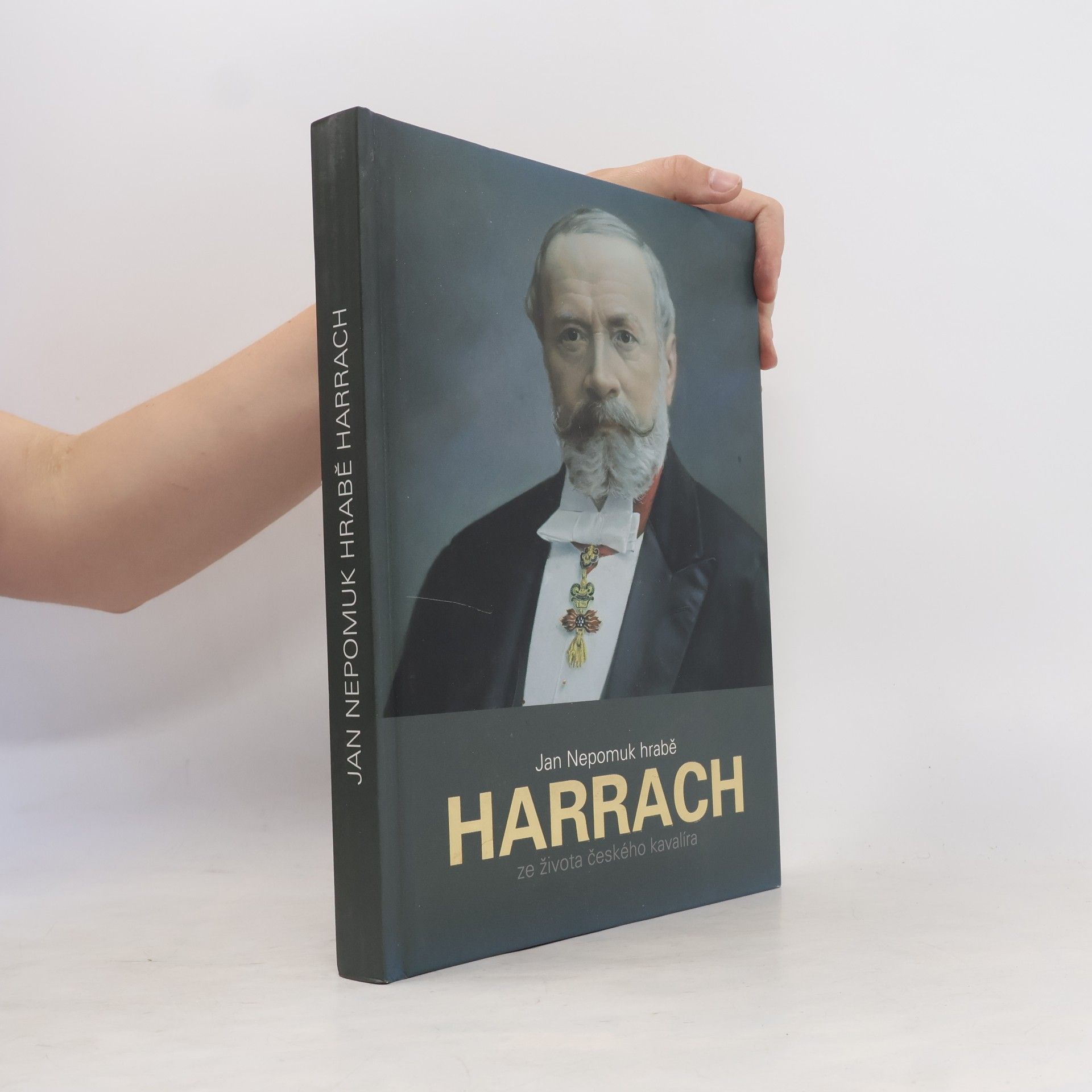 Jan Nepomuk hrabě Harrach: Ze života českého kavalíra