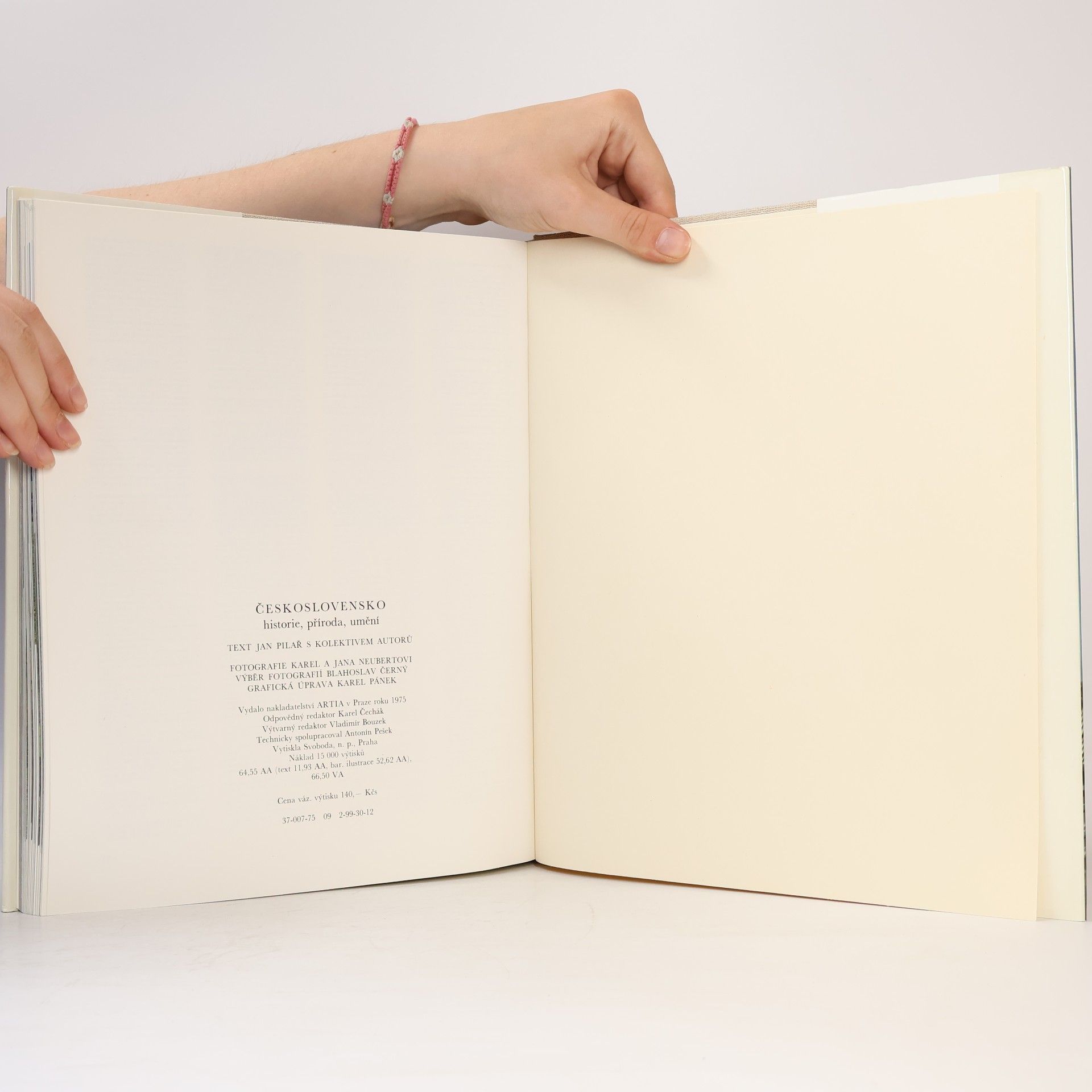 Autorenkollektiv Československo. Historie, příroda, umění