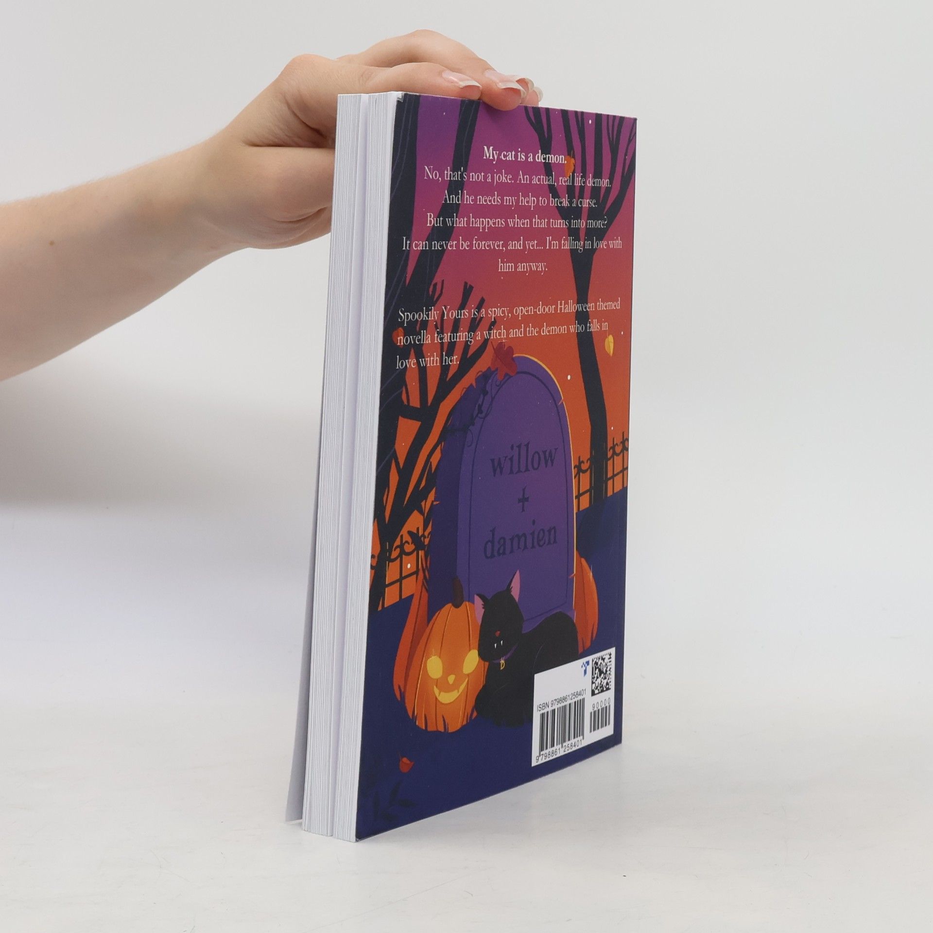 Jennifer Chipman Witches of Pleasant Grove - 1: Spookily Yours (English Edition)
