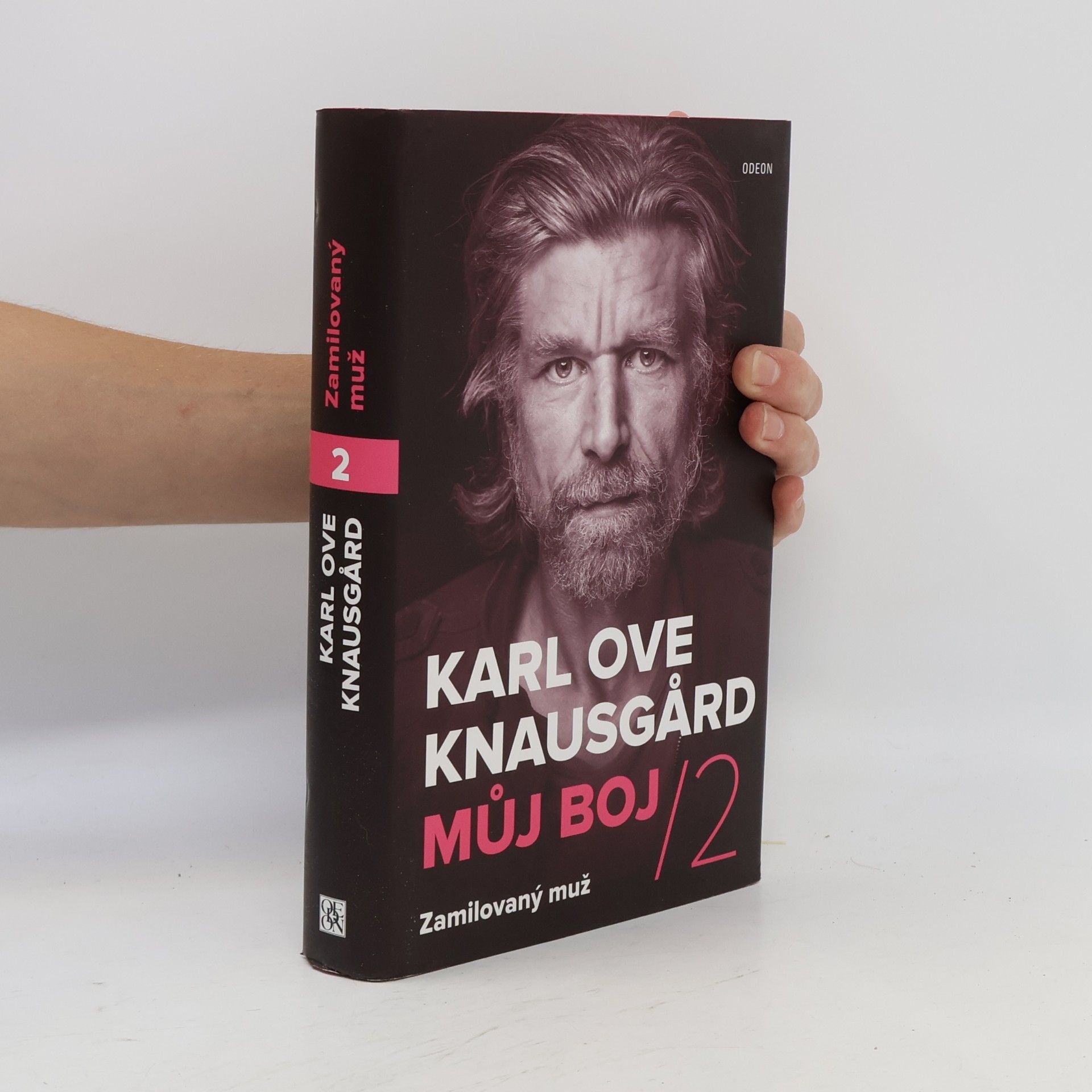 Karl Ove Knausgård Zamilovaný muž. Můj boj 2
