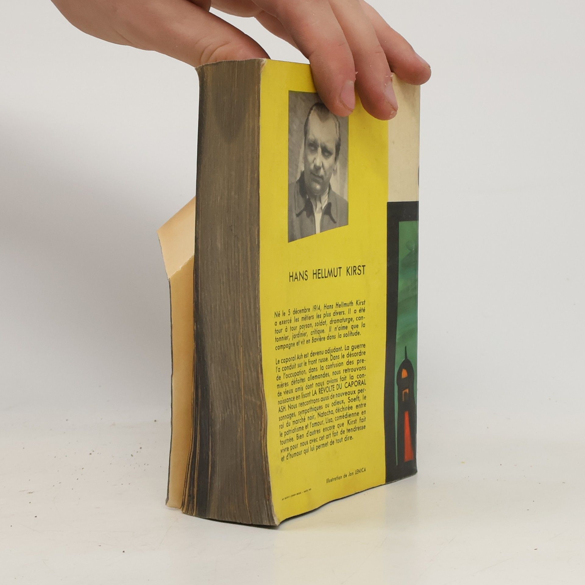 Hans Hellmut Kirst 08/15 les etranges aventures de guerre de l'adjudant asch