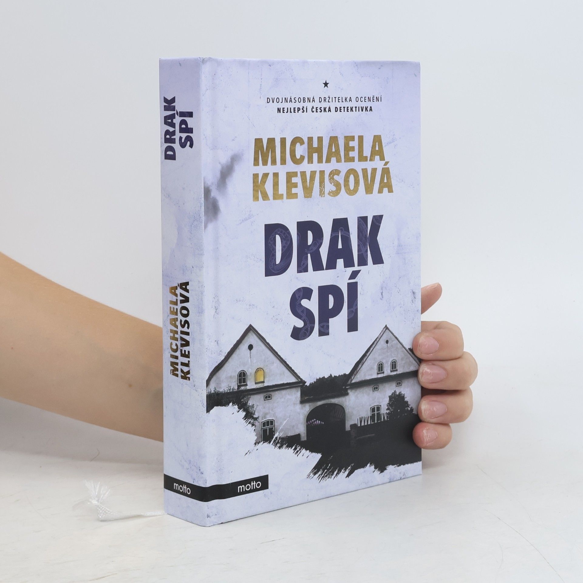 Michaela Klevisová Drak spí