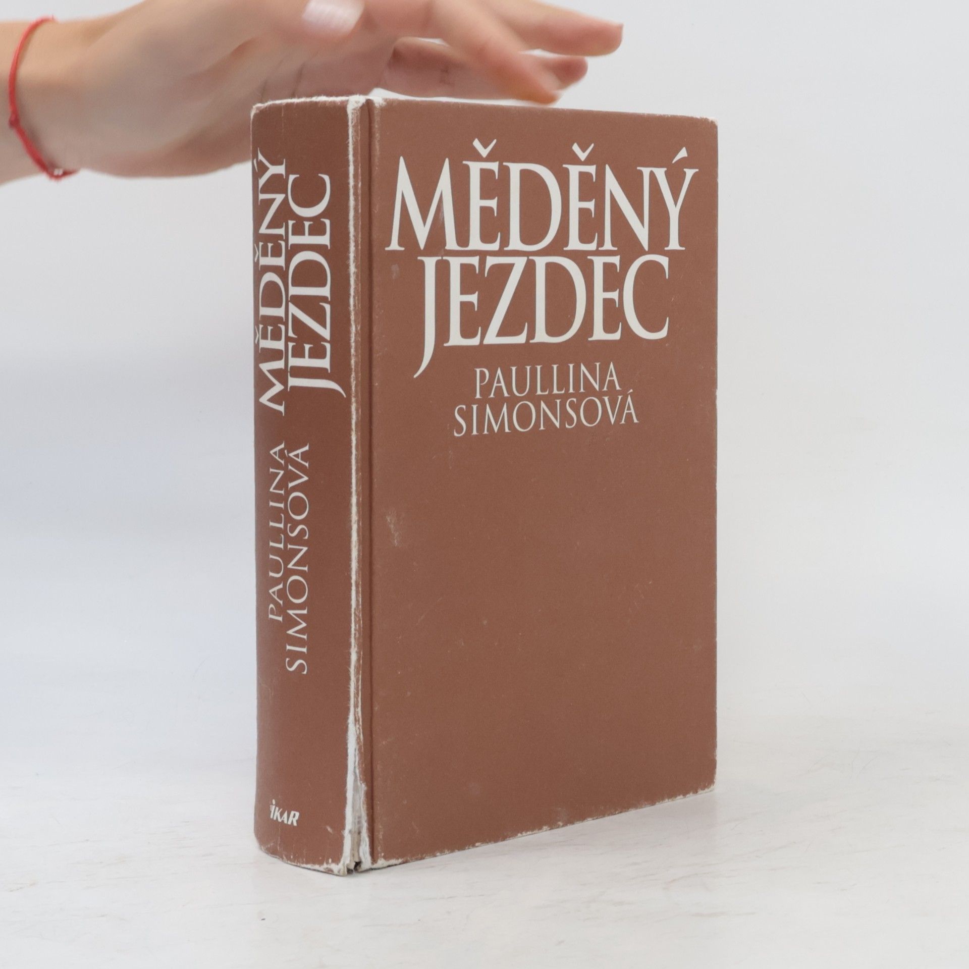 Paullina Simons Měděný jezdec