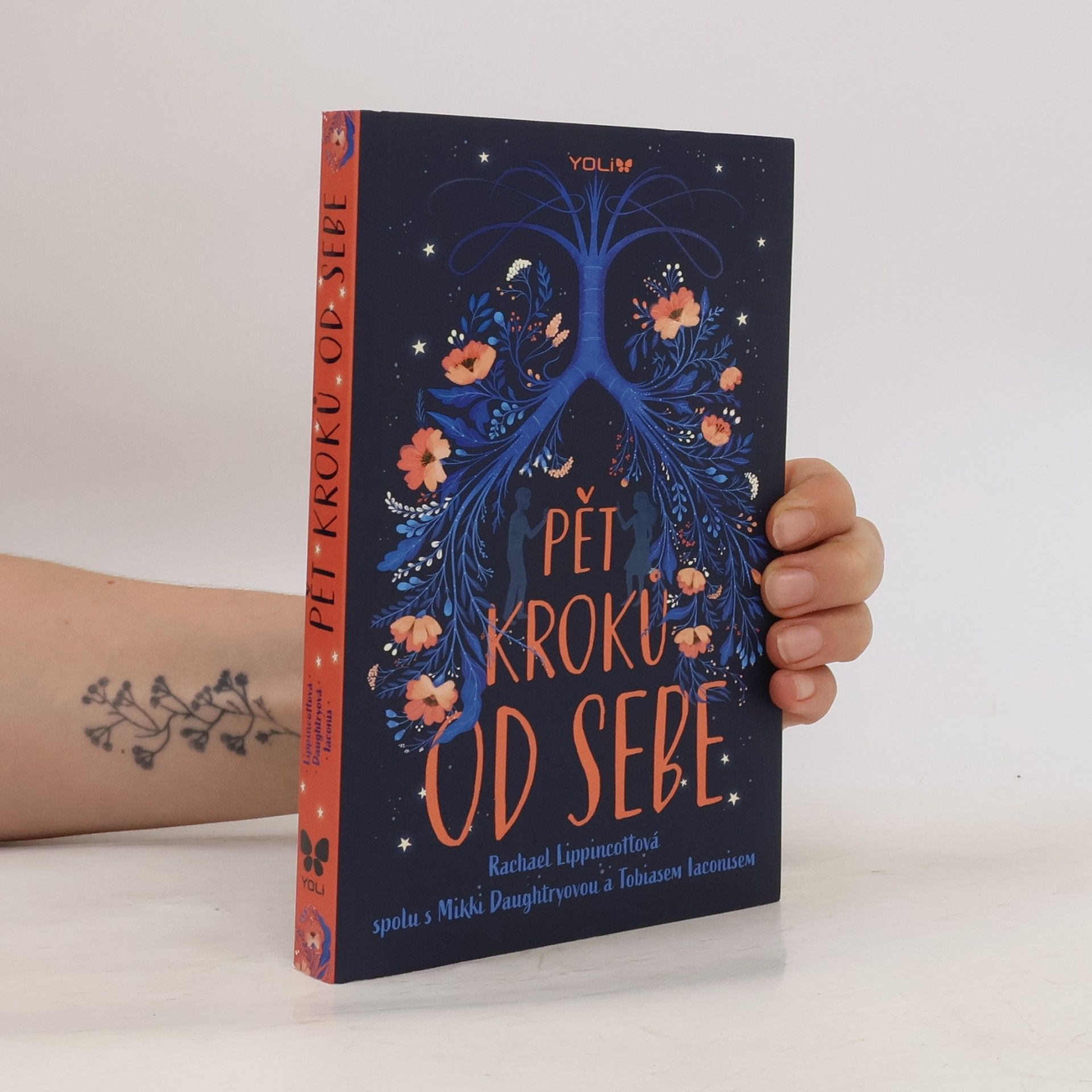 Rachael Lippincott Pět kroků od sebe