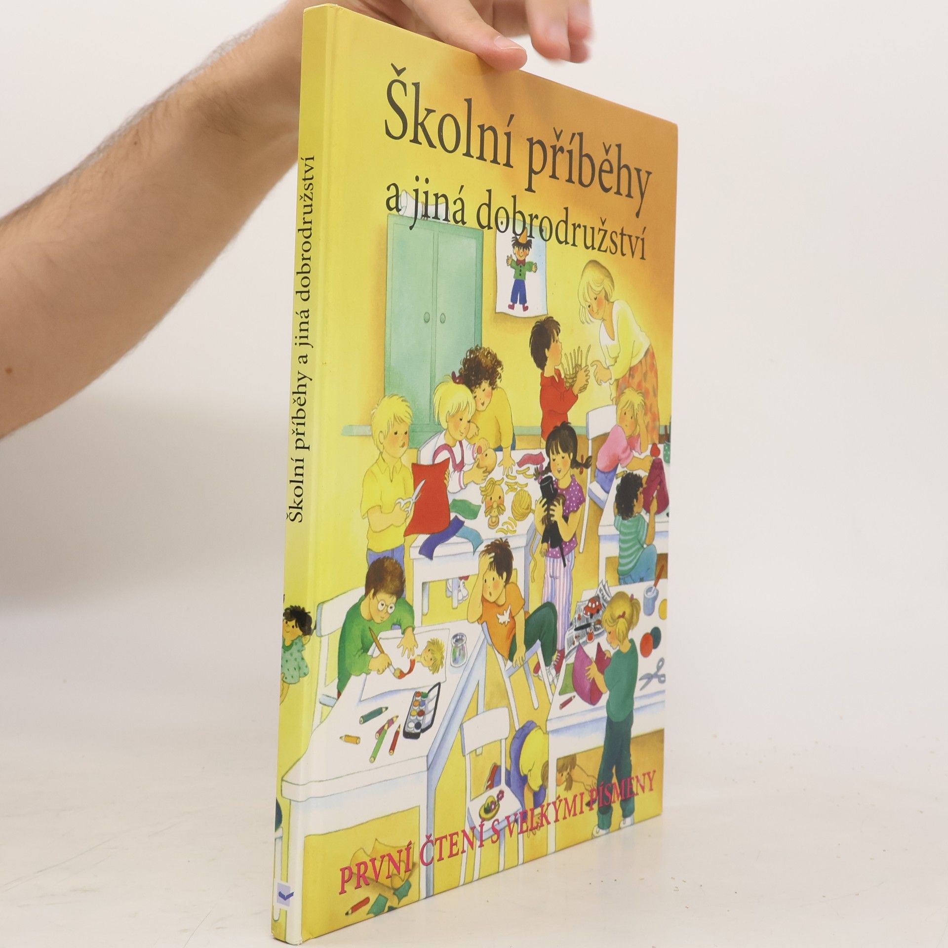 Valériane Macías Školní příběhy a jiná dobrodružství