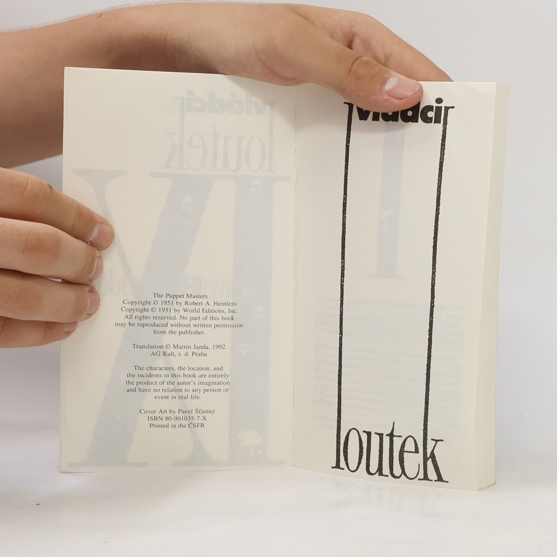 Robert A. Heinlein Vládci loutek