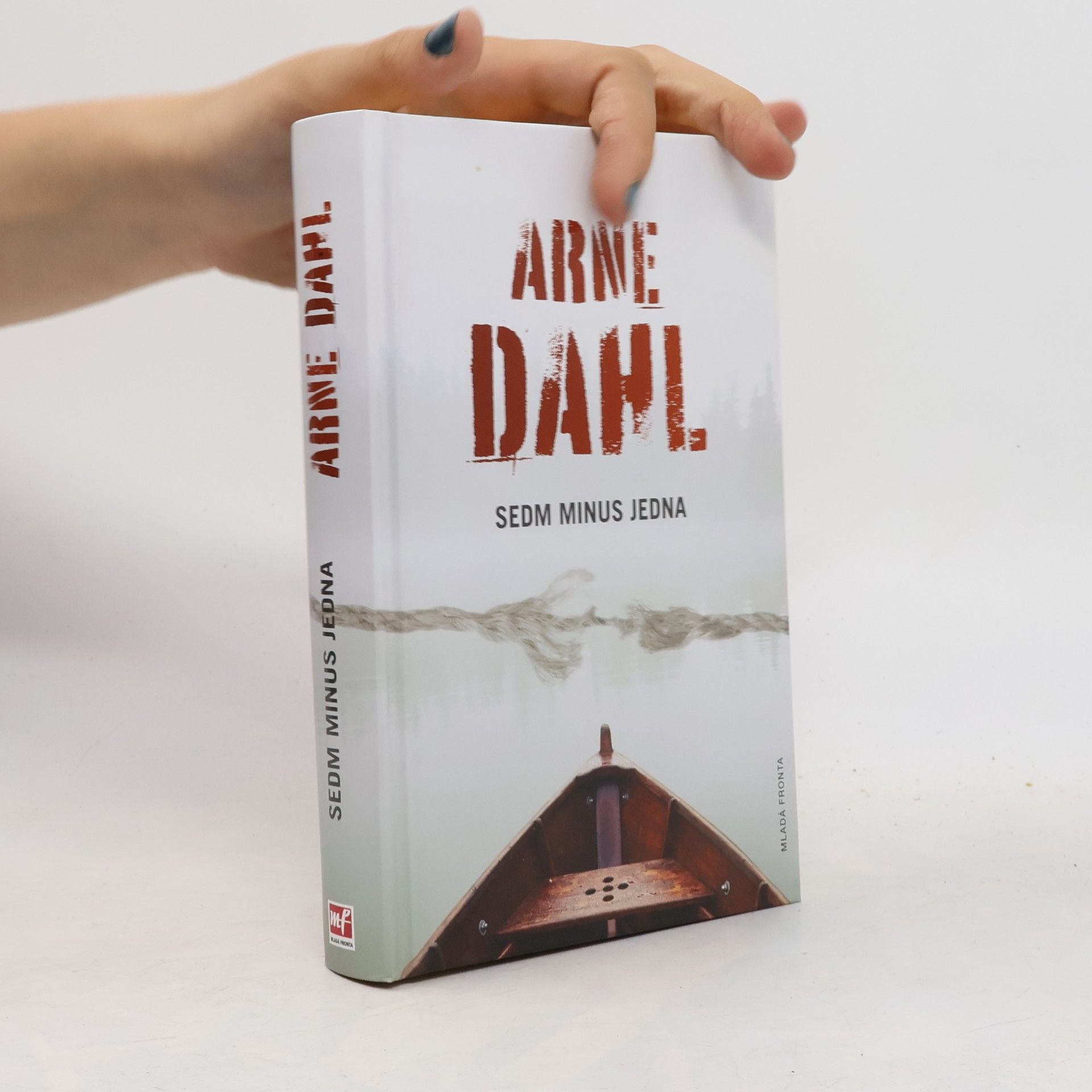 Arne Dahl Sedm minus jedna