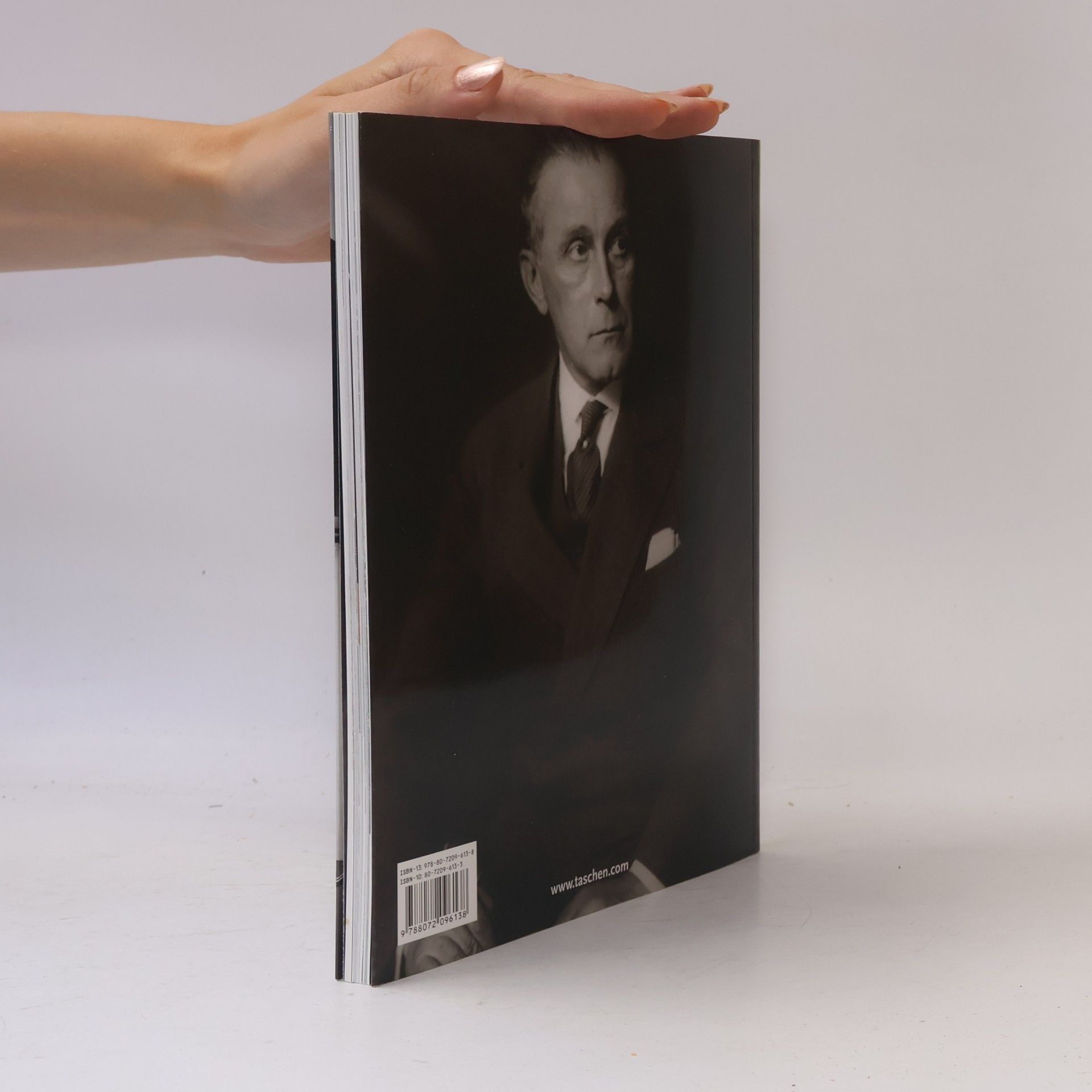August Sarnitz Adolf Loos : 1870-1933 : architekt, kritik, dandy