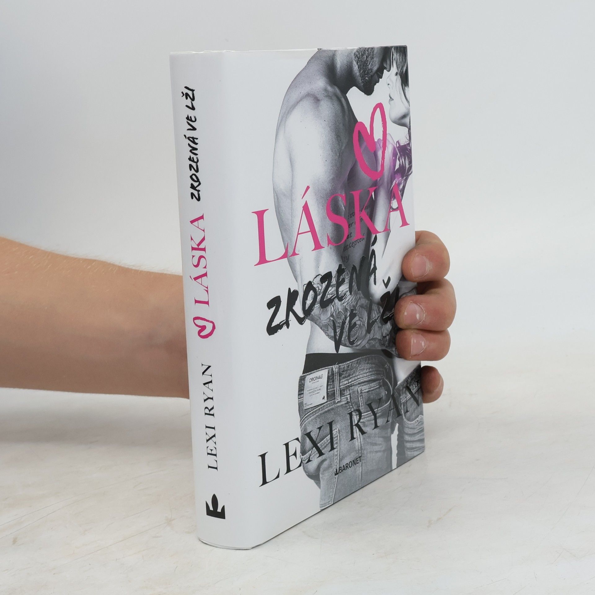 Lexi Ryan Láska zrozená ve lži