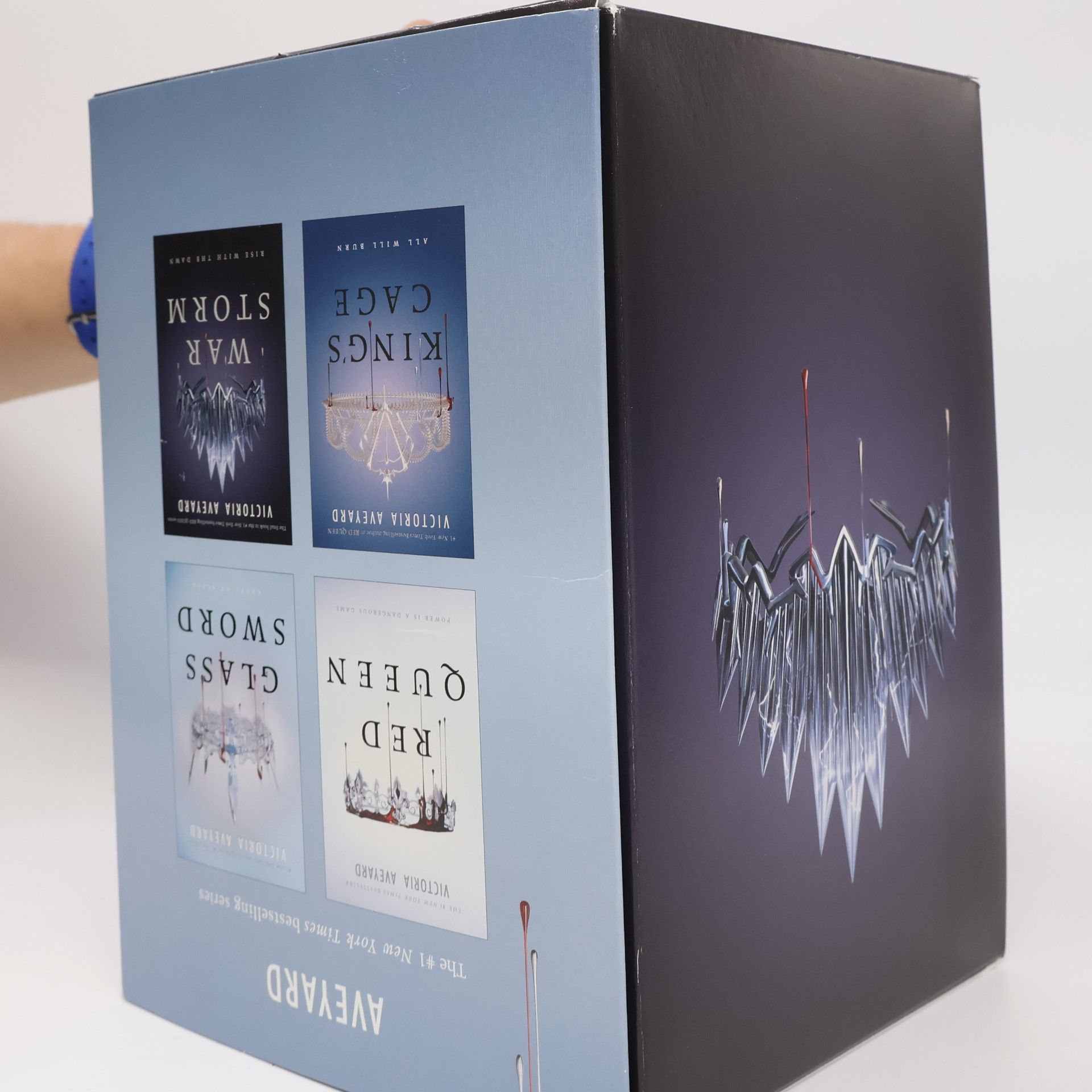 Victoria Aveyard Red Queen 4-Book Hardcover Box Set
