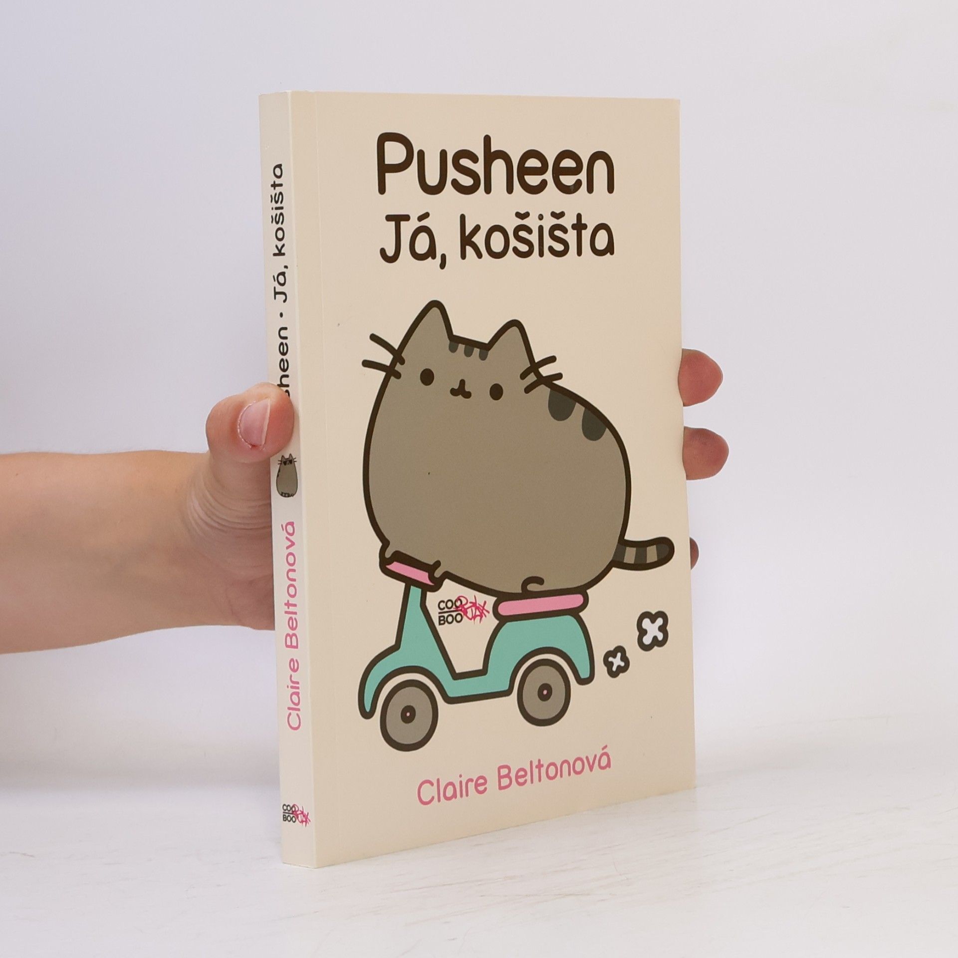 Claire Belton Pusheen. Já, košišta