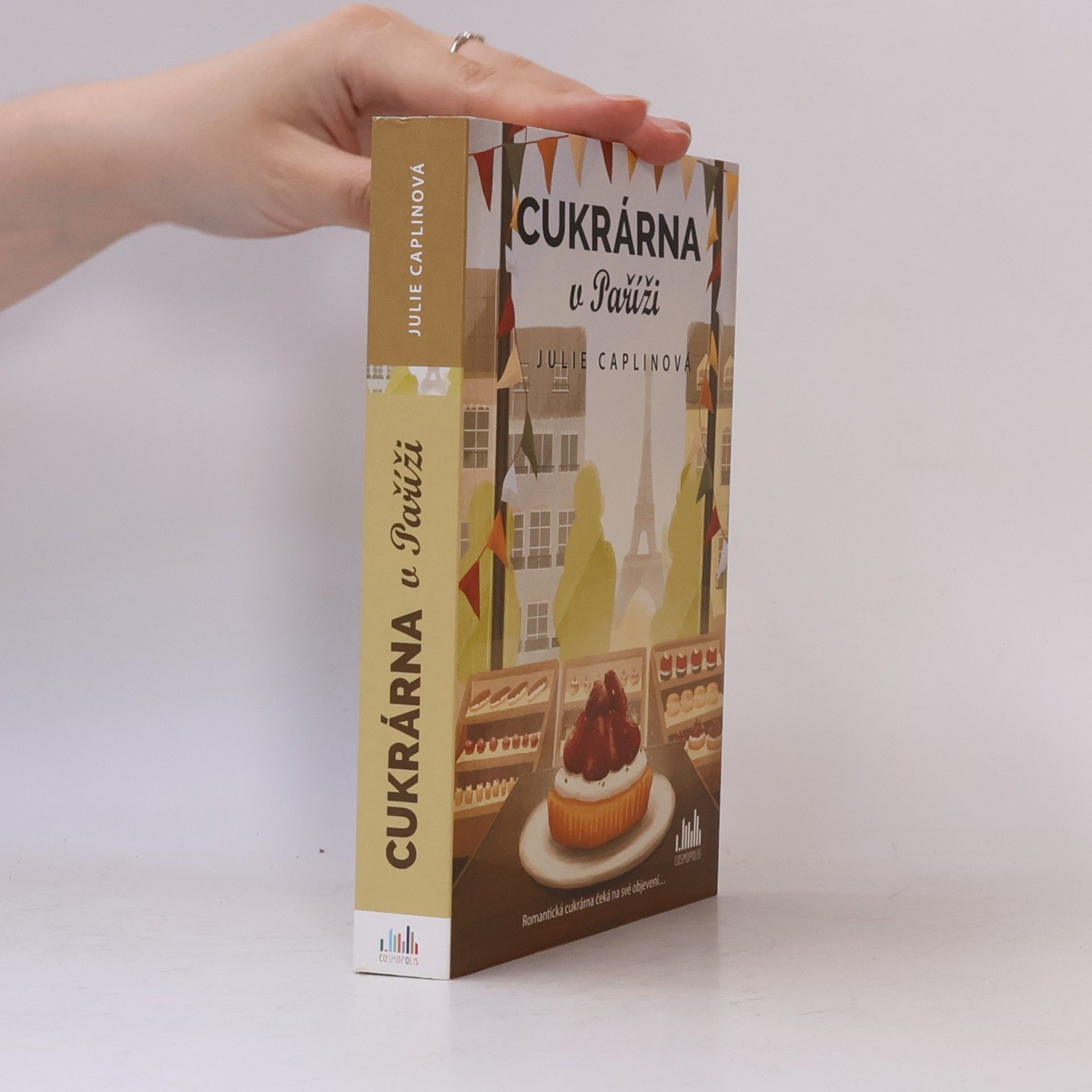 Julie Caplinová Cukrárna v Paříži