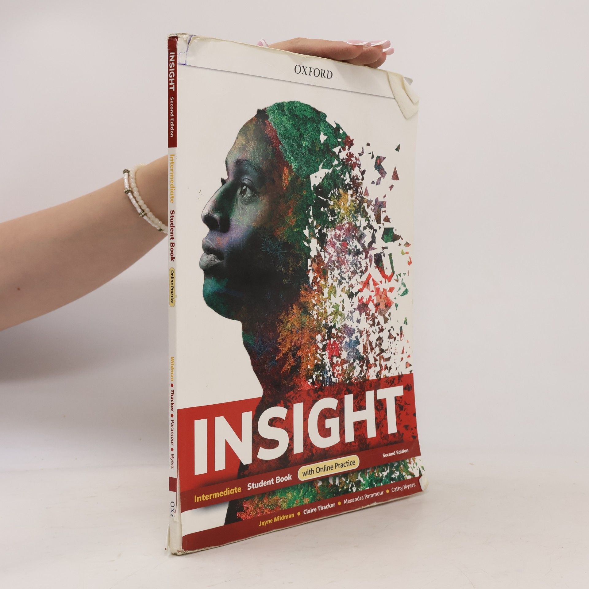 Alexandra Paramour Insight. Intermediate. Student Book