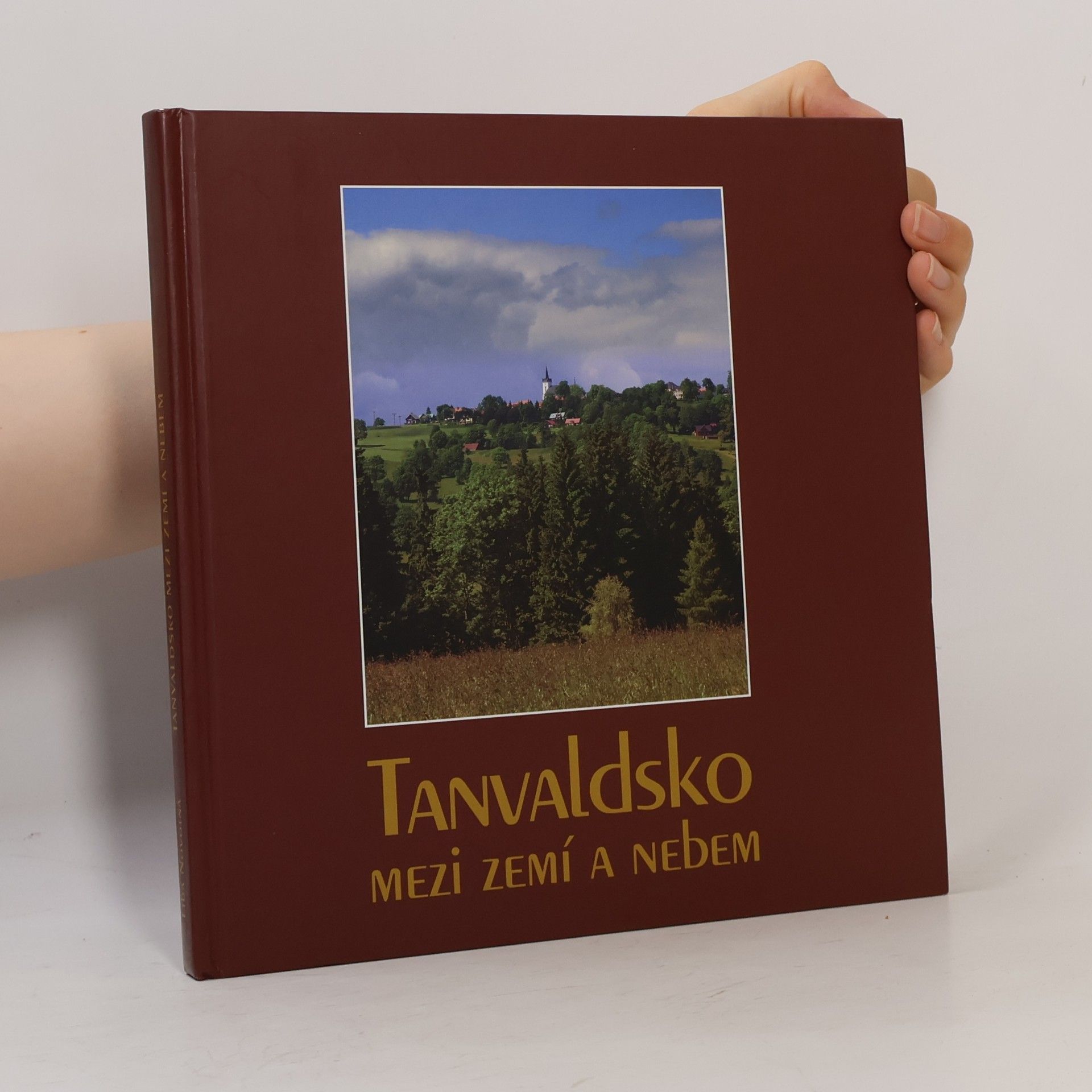 Libuše Novotná Tanvaldsko mezi zemí a nebem