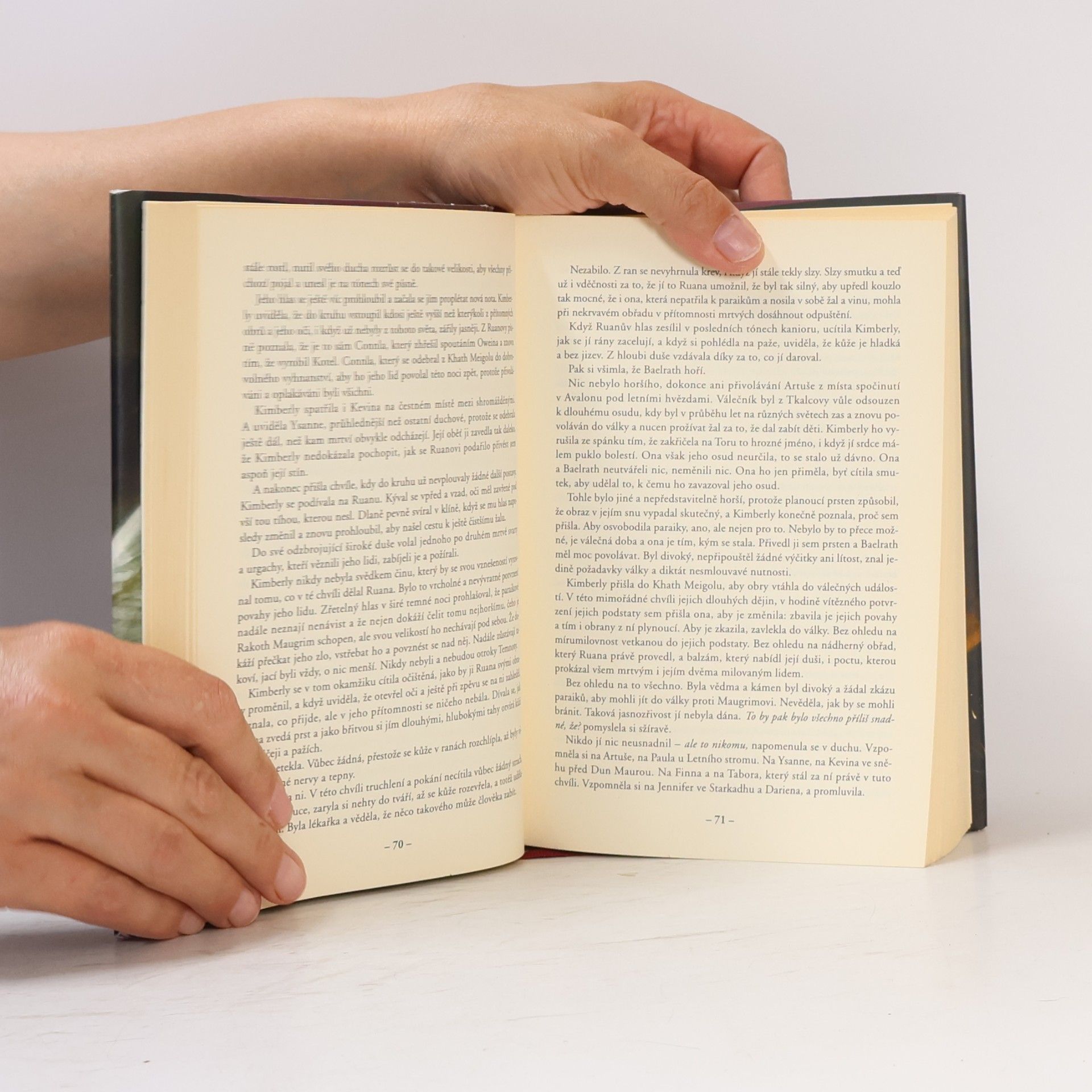 Guy Gavriel Kay Fionavarská tapiserie : Kniha třetí - Nejtemnější cesta