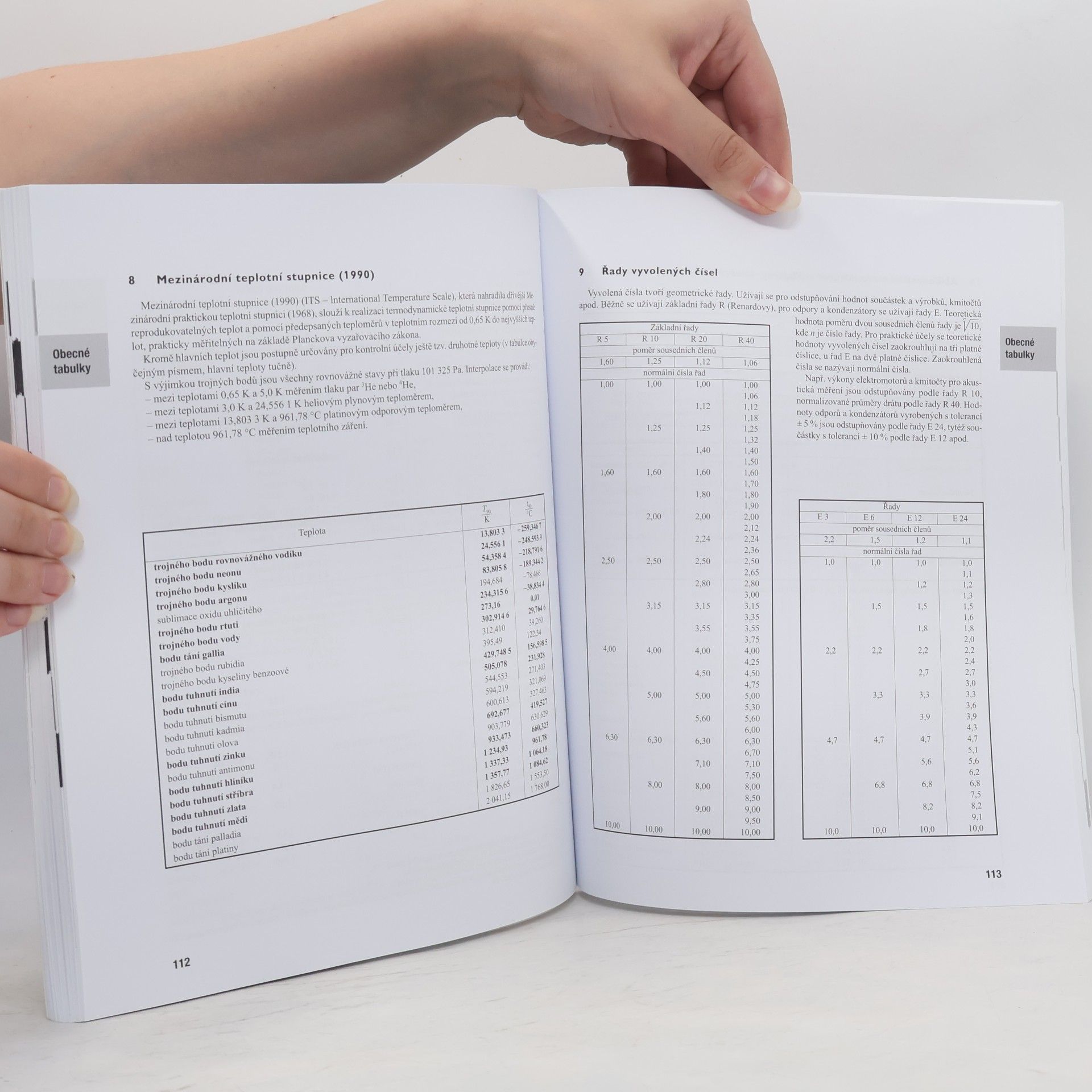 Jiří Mikulčák Matematické, fyzikální a chemické tabulky pro střední školy