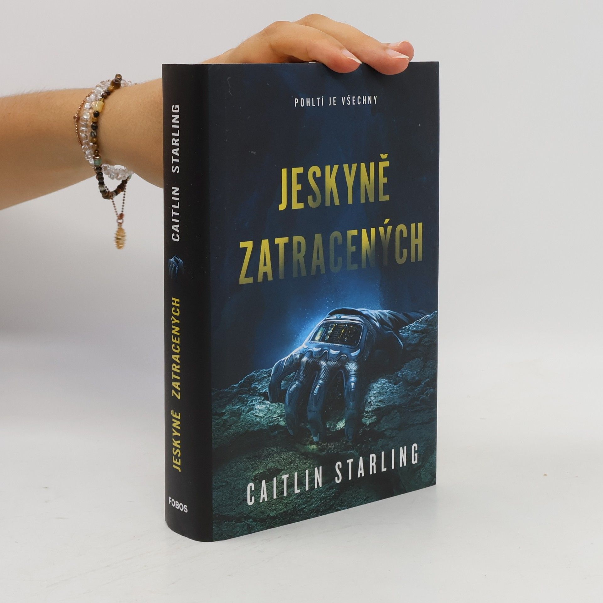 Caitlin Starling Jeskyně zatracených