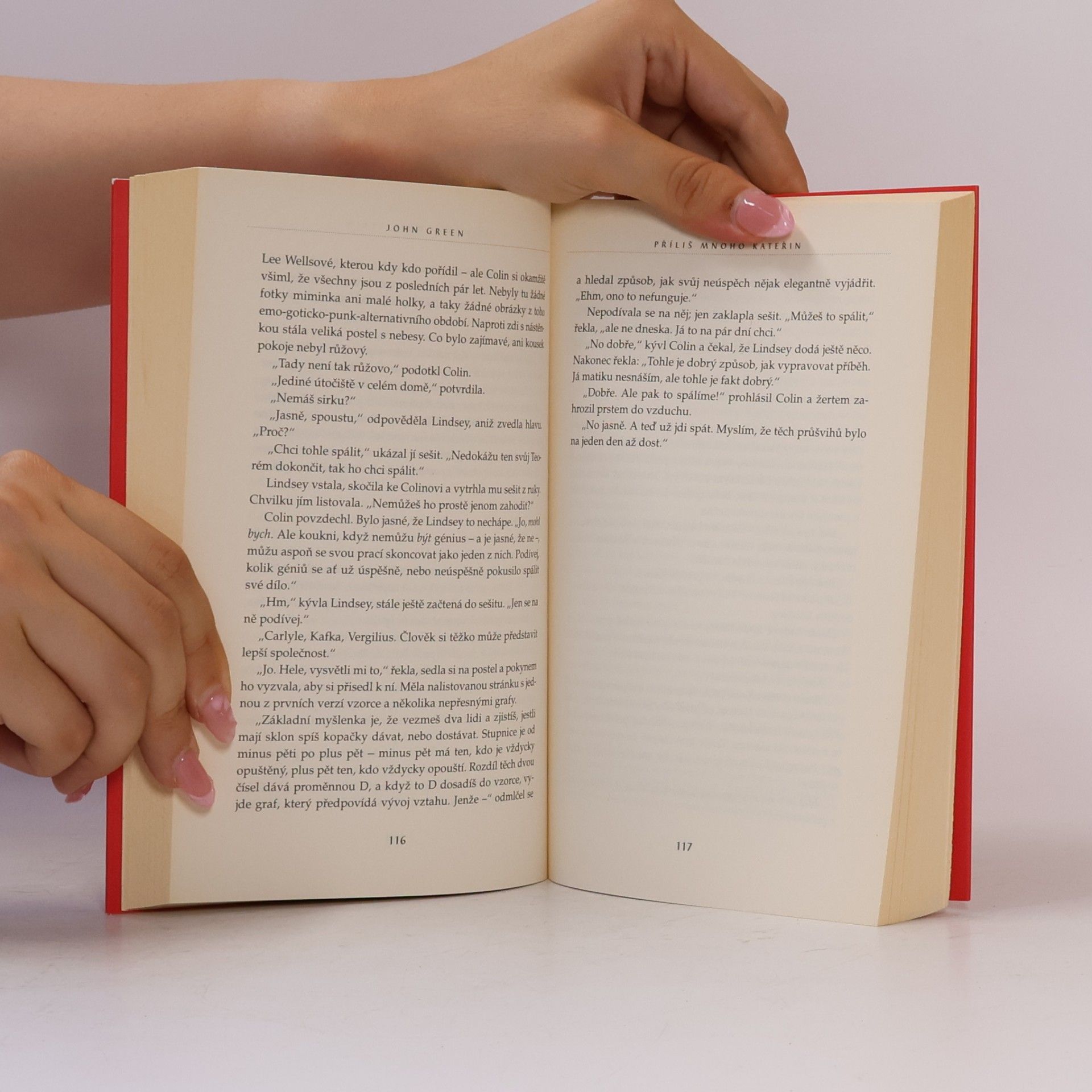 John Green Příliš mnoho Kateřin
