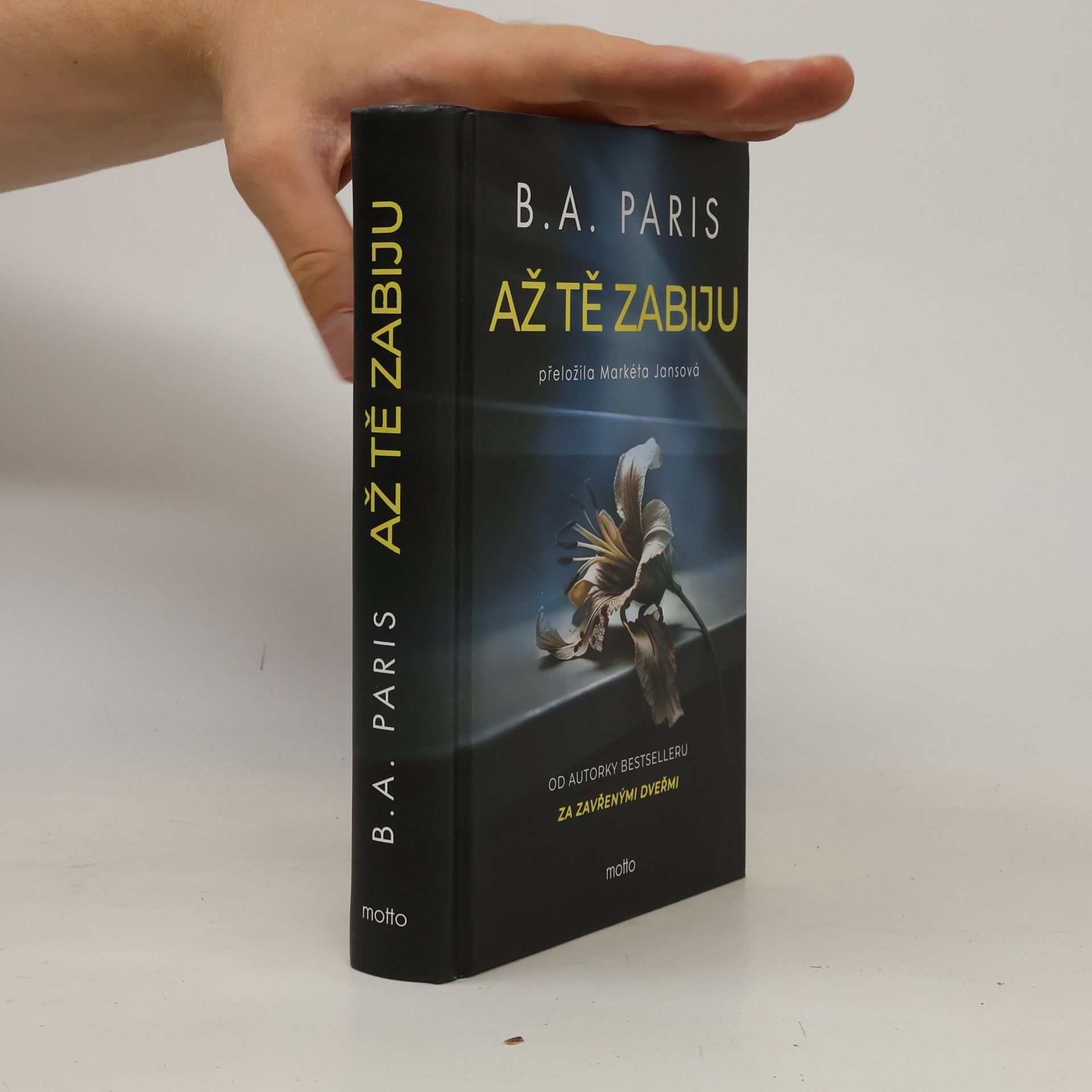 B. A. Paris Až tě zabiju