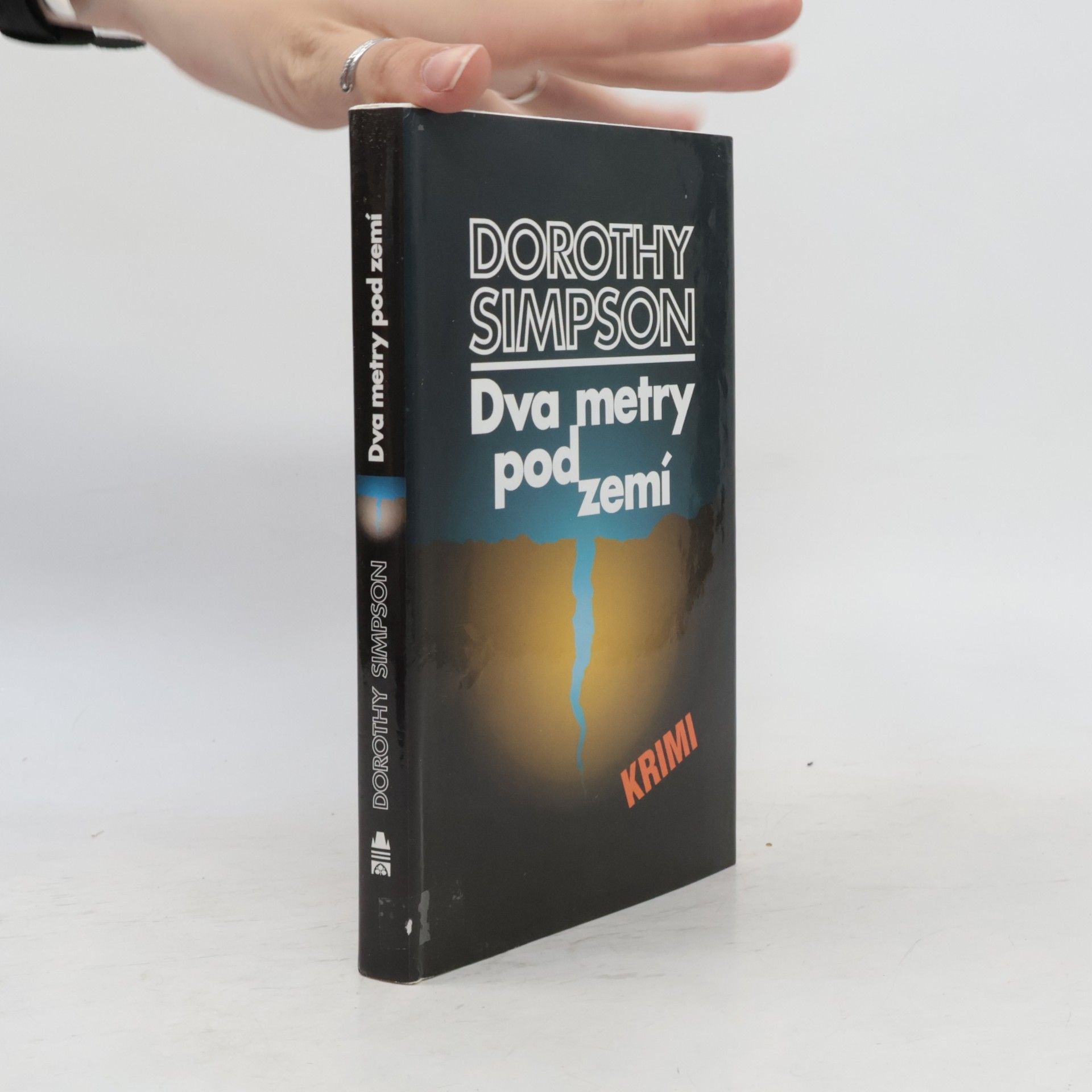 Klára Medvedíková Dva metry pod zemí