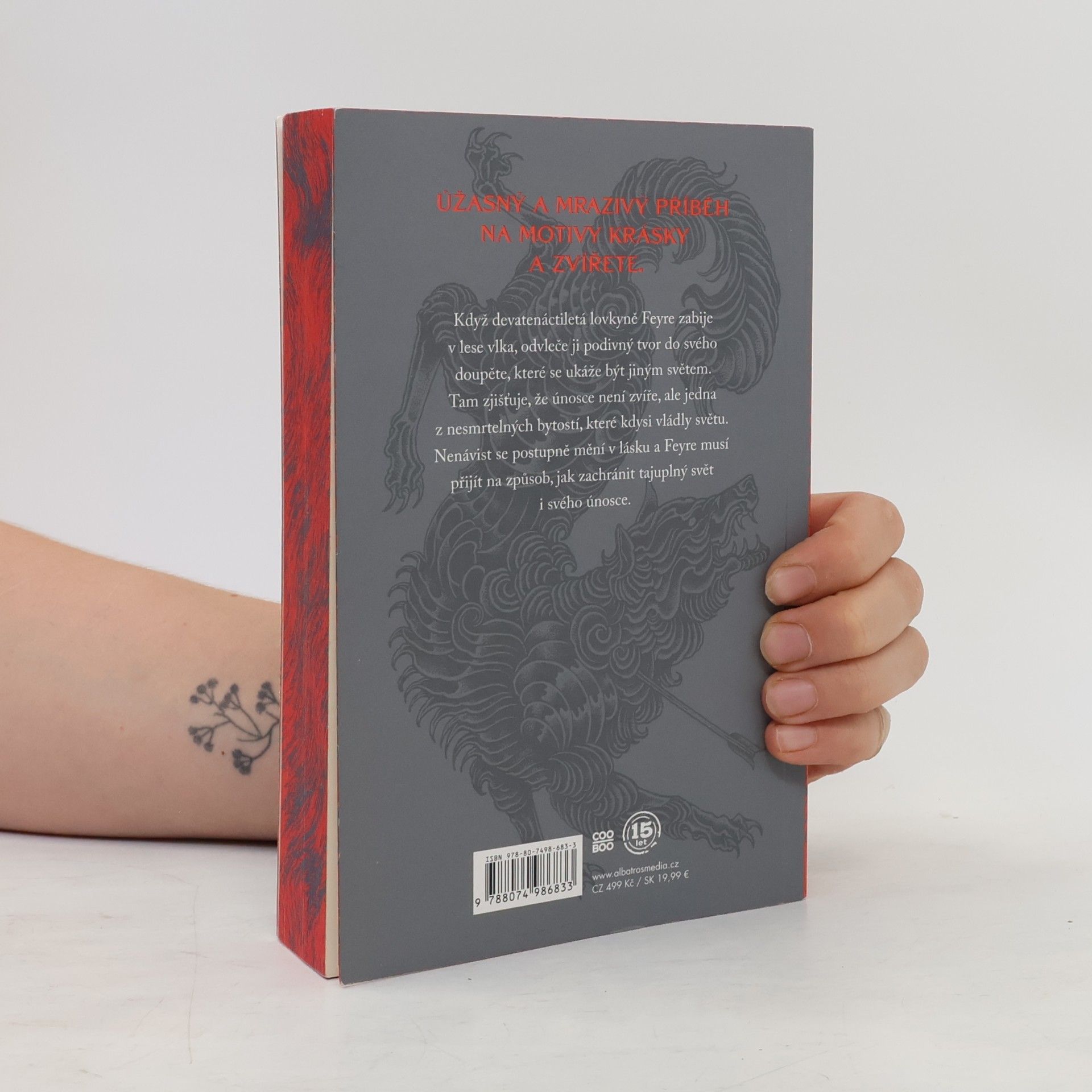 Sarah J. Maas Dvůr trnů a růží