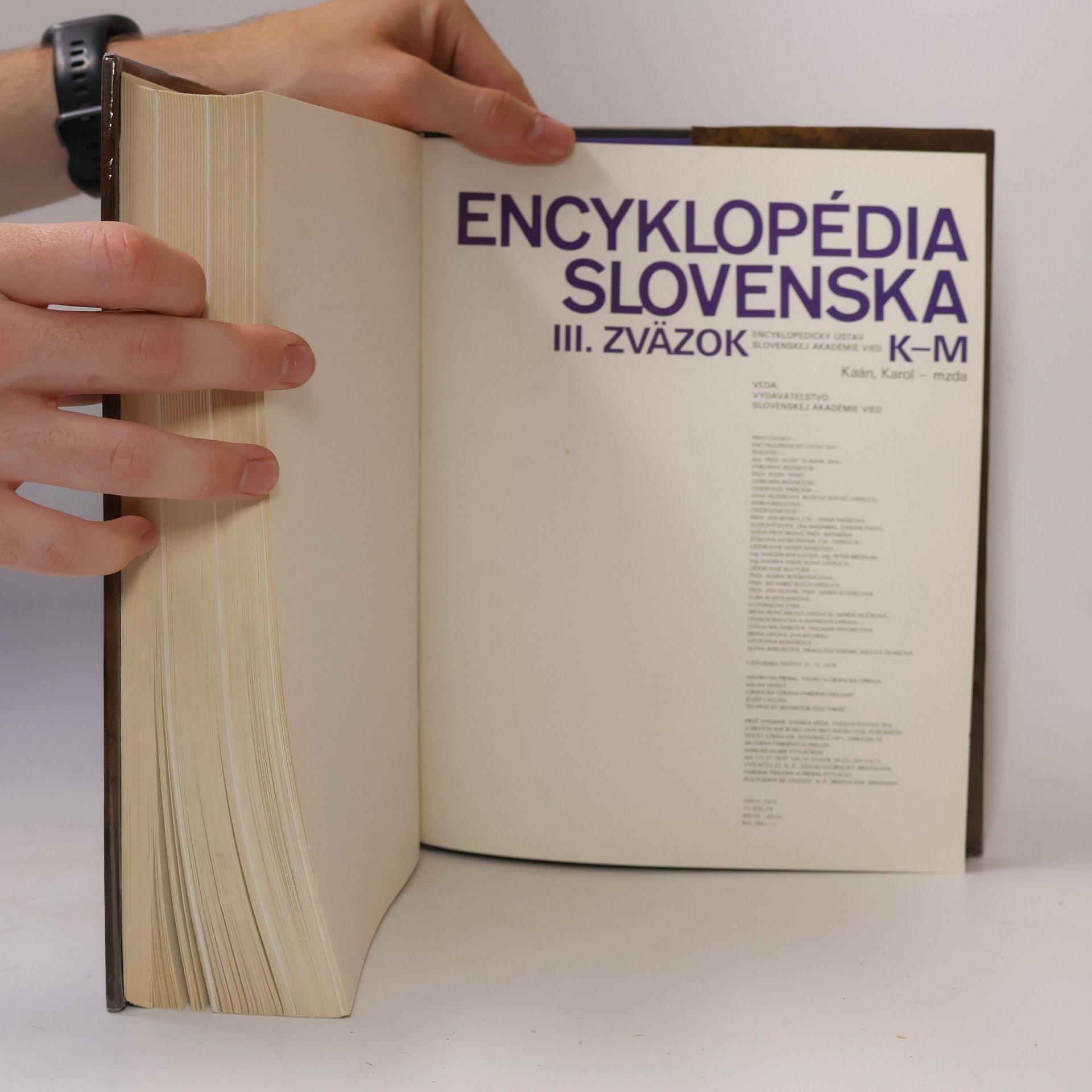 Autorenkollektiv Encyklopédia Slovenska III. K-M