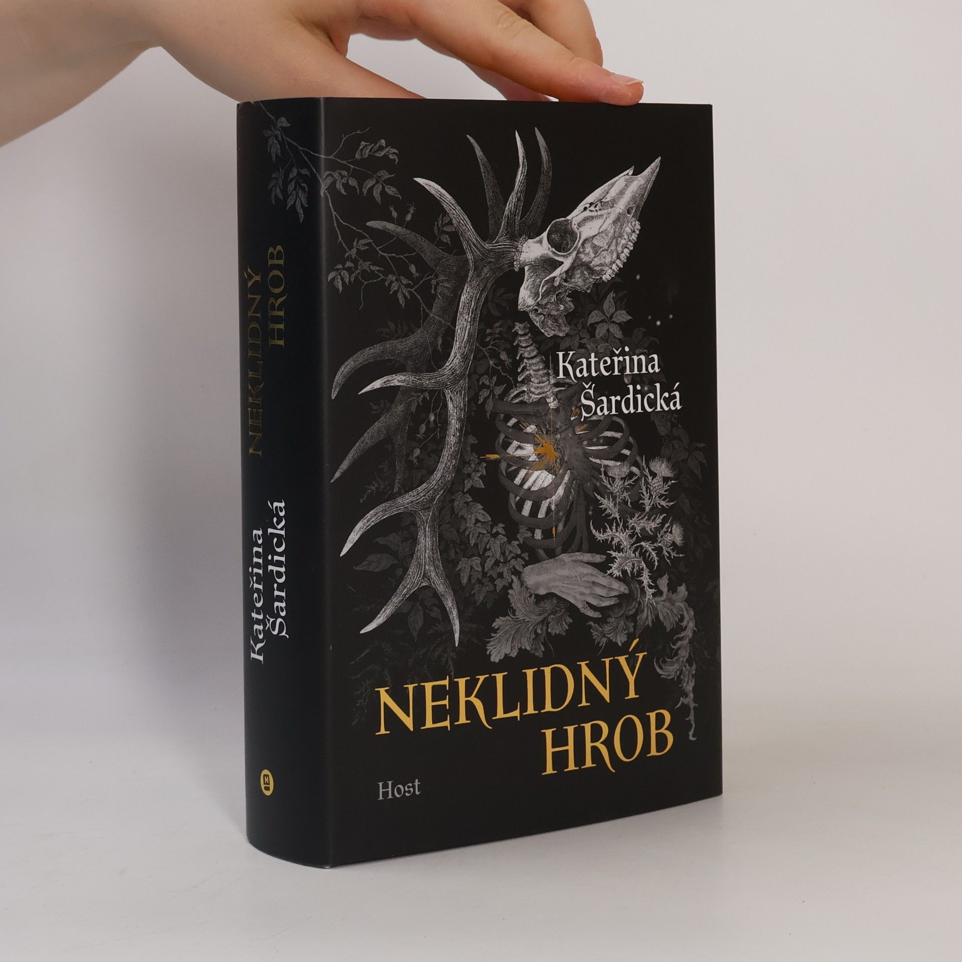 Neklidný hrob