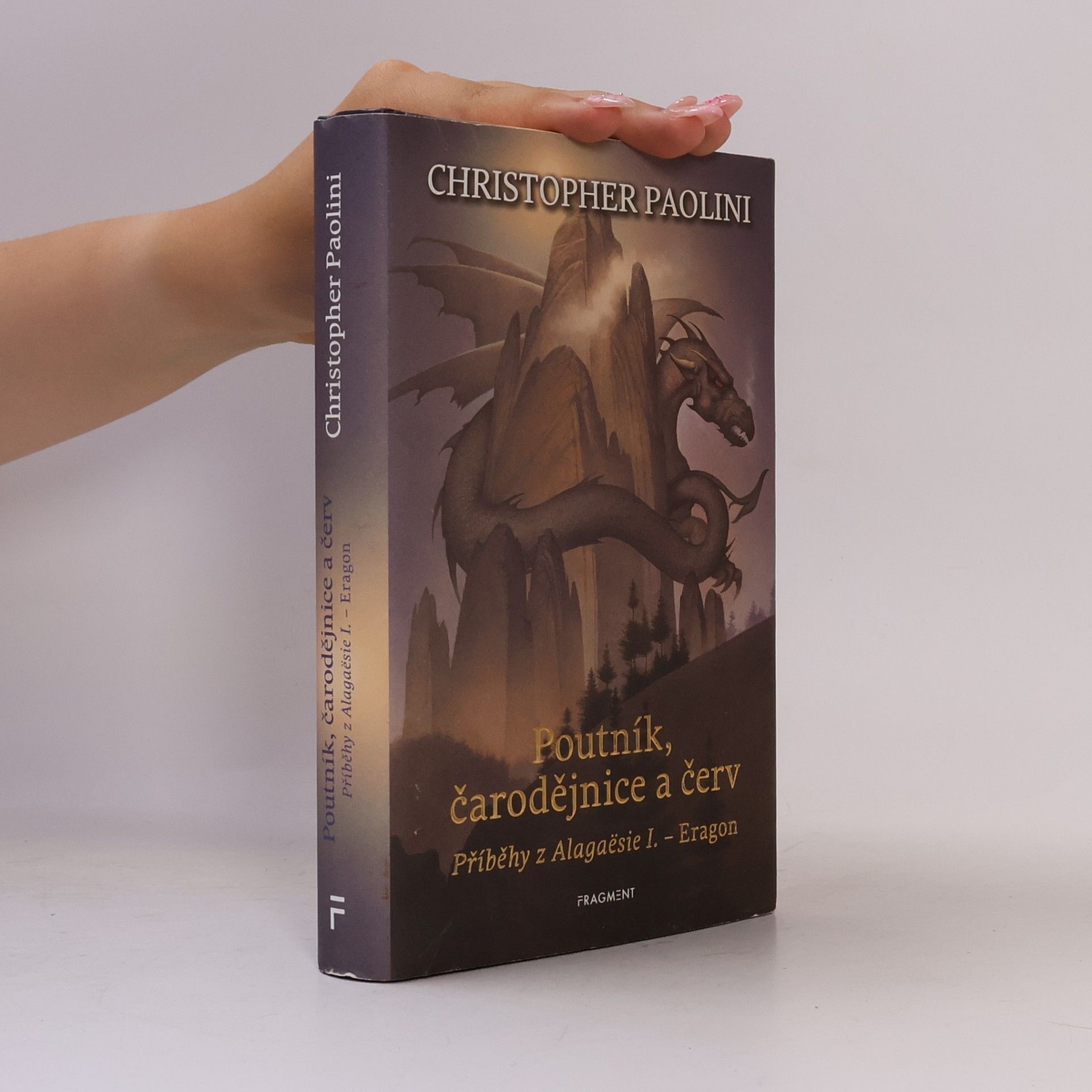 Christopher Paolini Poutník, čarodějnice a červ - Příběhy z Alagaësie I.