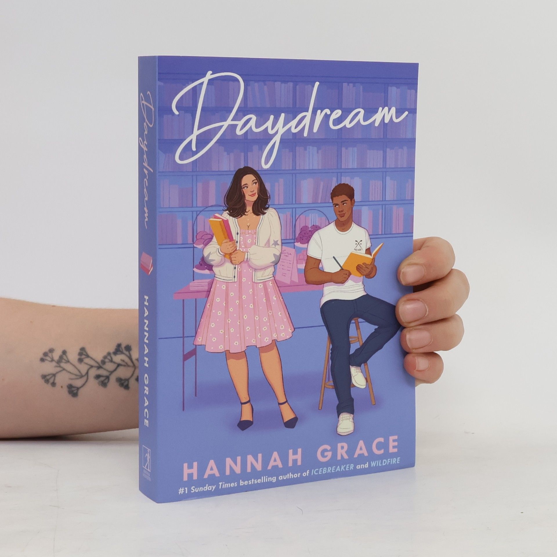 Hannah Grace Daydream