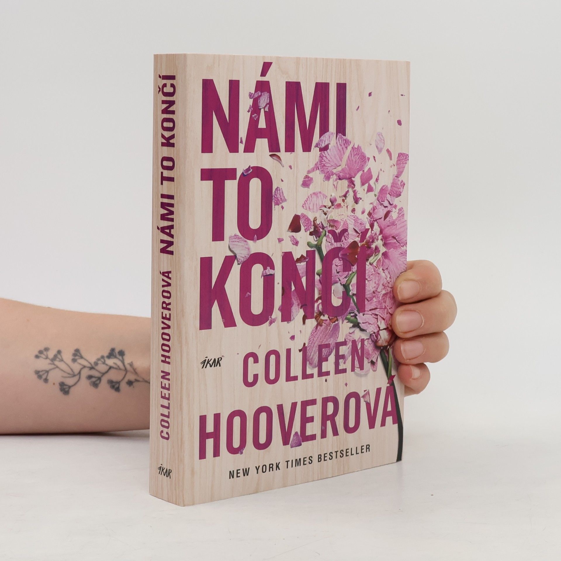 Colleen Hoover Námi to končí