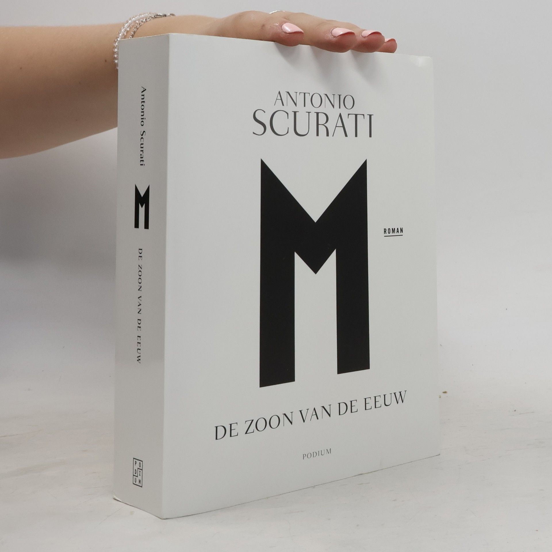Jan van der Haar M-trilogie - 1: M. De zoon van de eeuw
