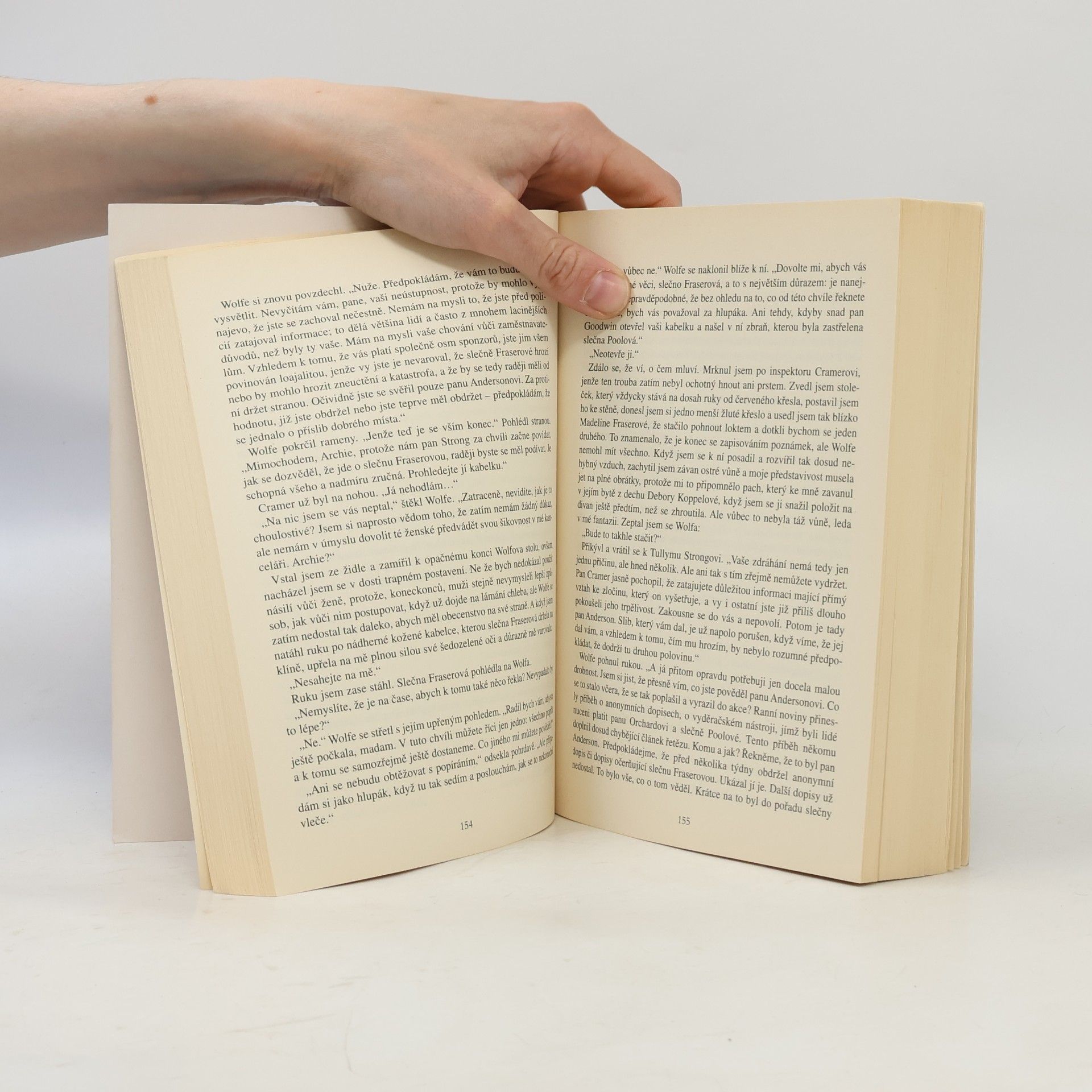 Rex Stout Rex Stout omnibus: Úsměv sluší zločincům. Dvojí přiznání. V nejlepších rodinách