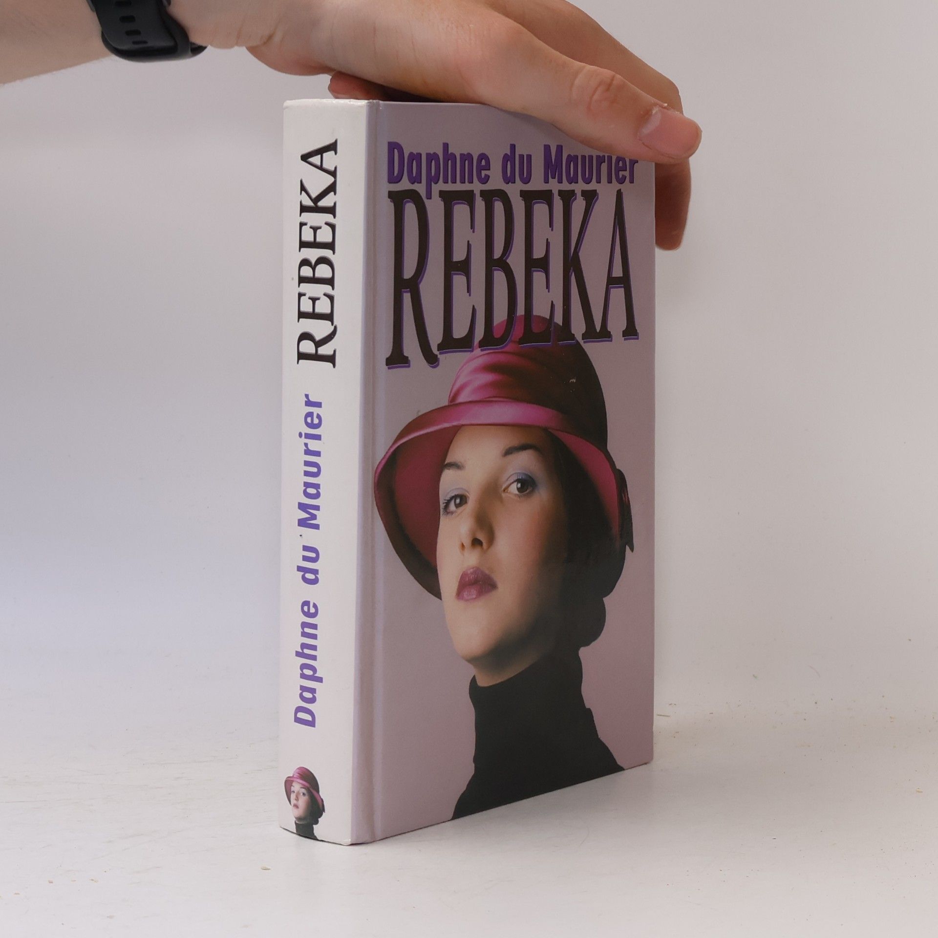 Daphne du Maurier Rebeka
